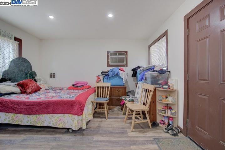 Detail Gallery Image 9 of 15 For 8080 State Hwy 99e, –,  CA 96055 - – Beds | – Baths