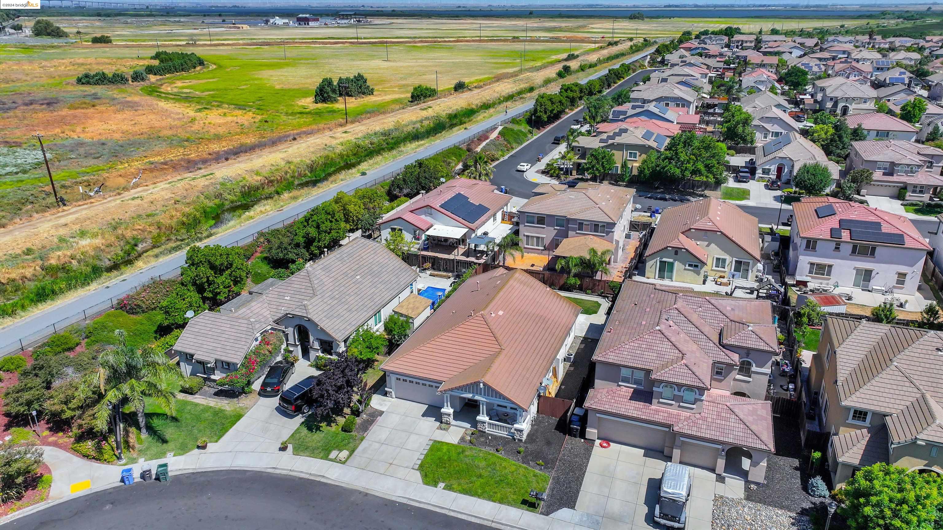 Detail Gallery Image 34 of 35 For 1036 Warhol Way, Oakley,  CA 94561 - 4 Beds | 2 Baths