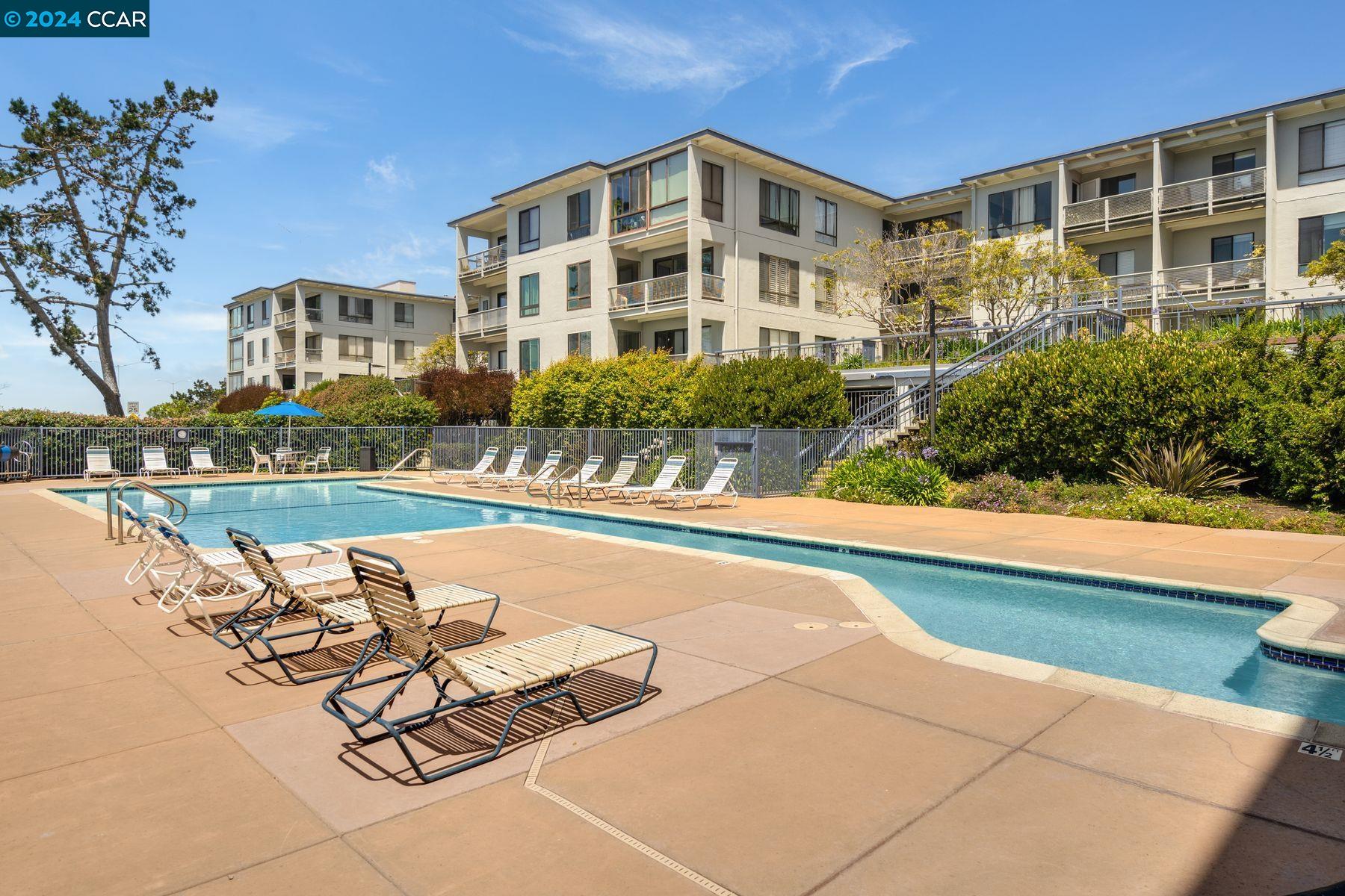 Photo #3: 41063800 Listing 