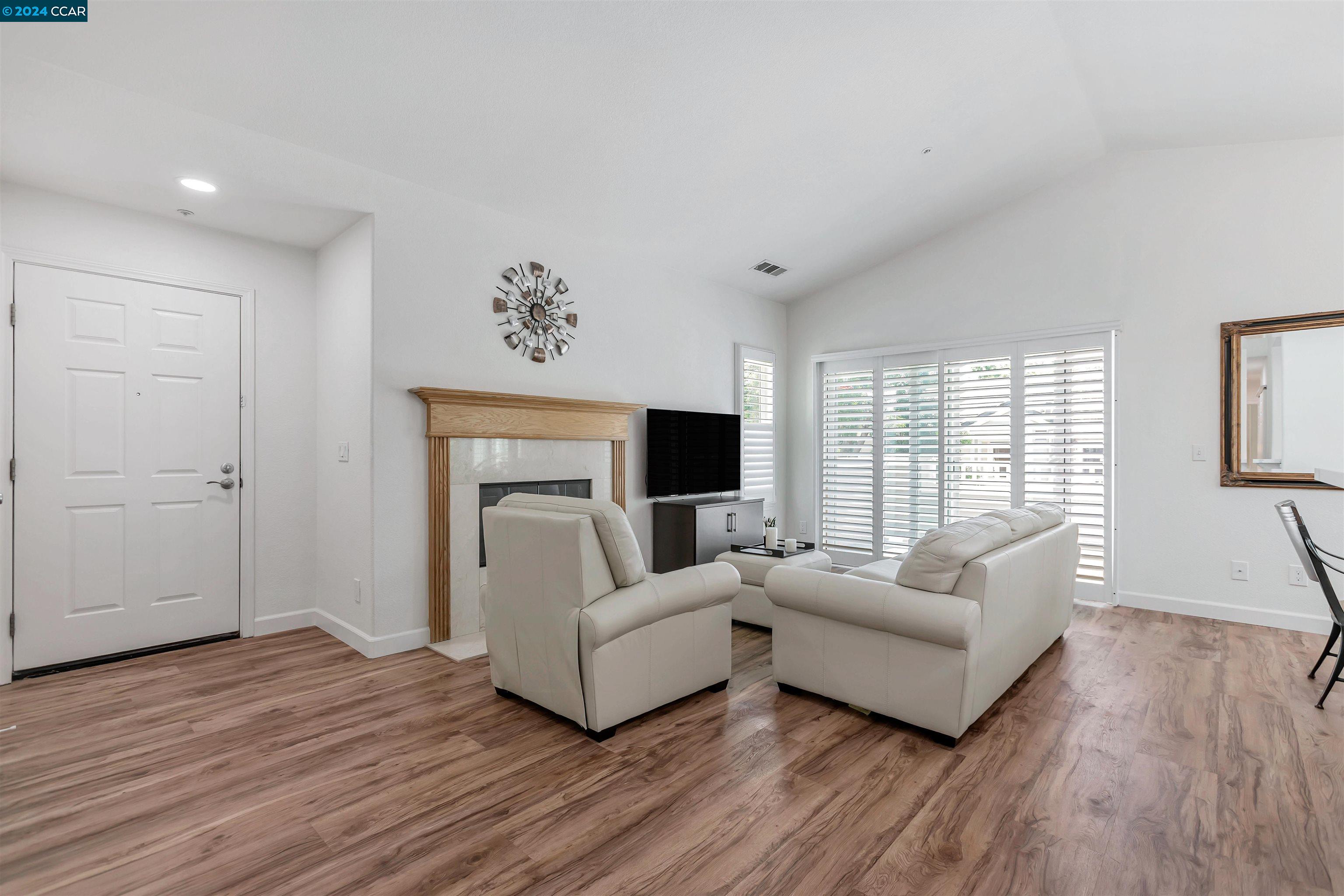 Photo #3: 41063813 Listing 