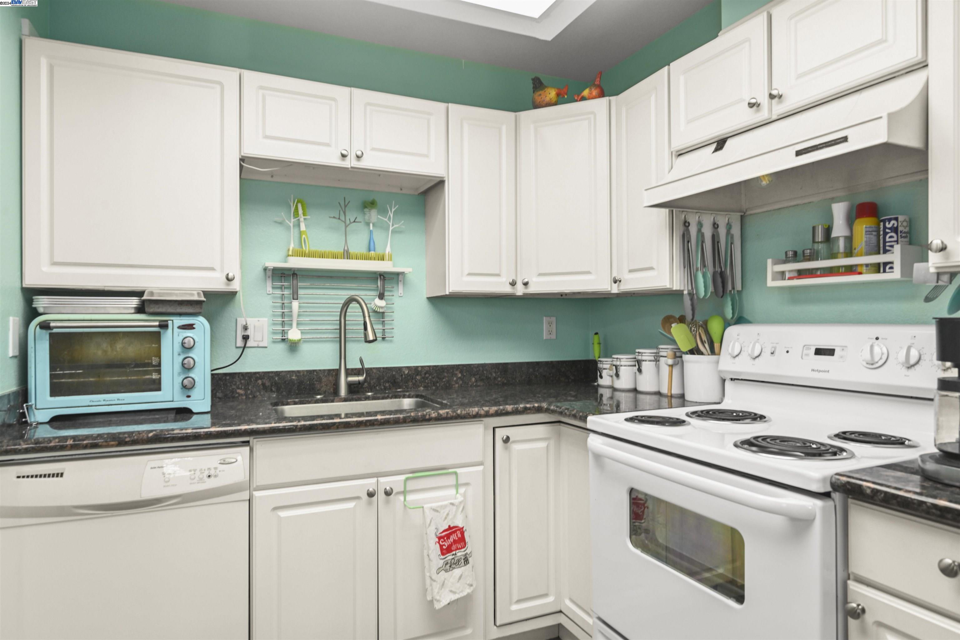 Photo #5: 41063868 Listing 