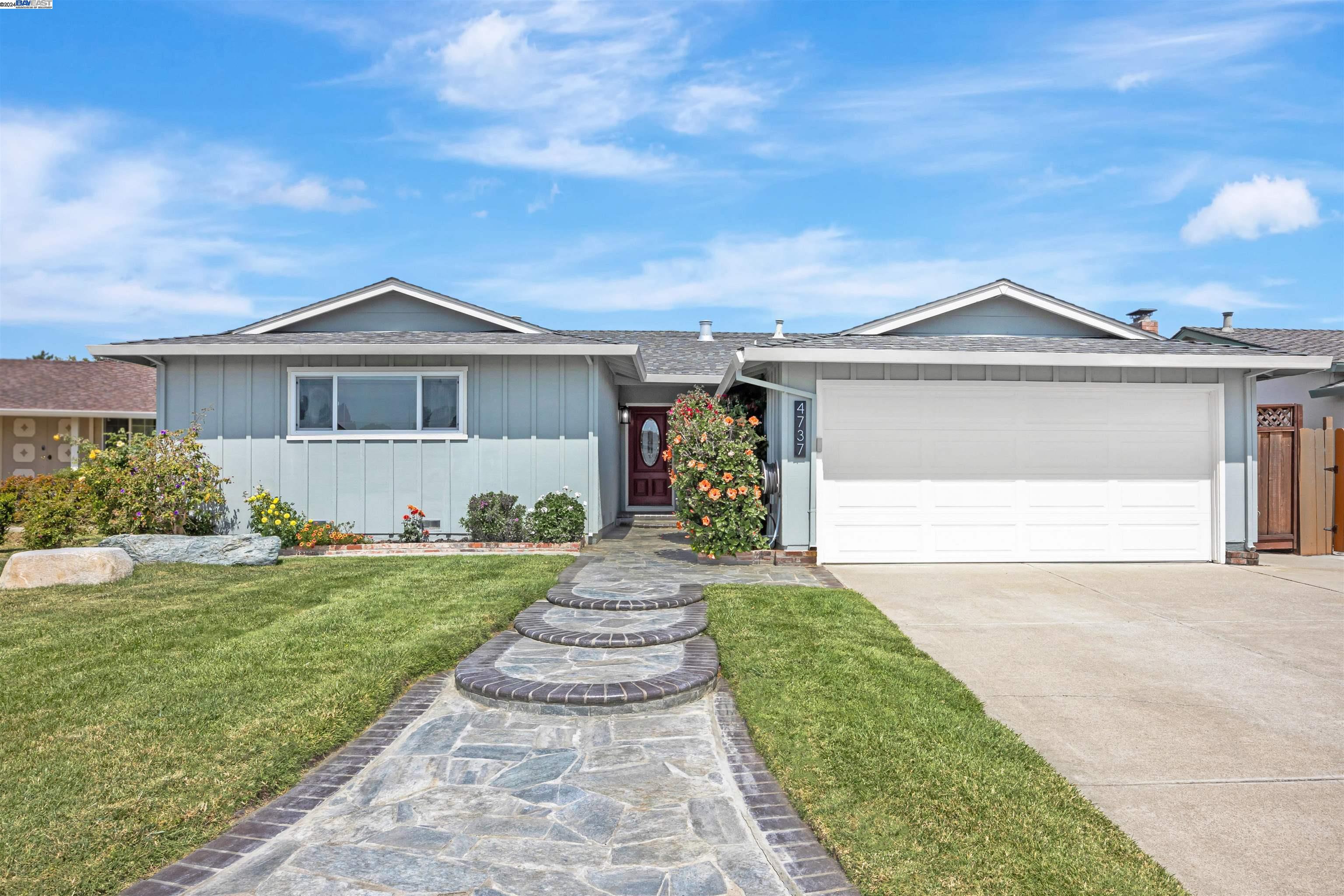Detail Gallery Image 1 of 1 For 4737 Darlene Ct, Union City,  CA 94587 - 4 Beds | 3 Baths