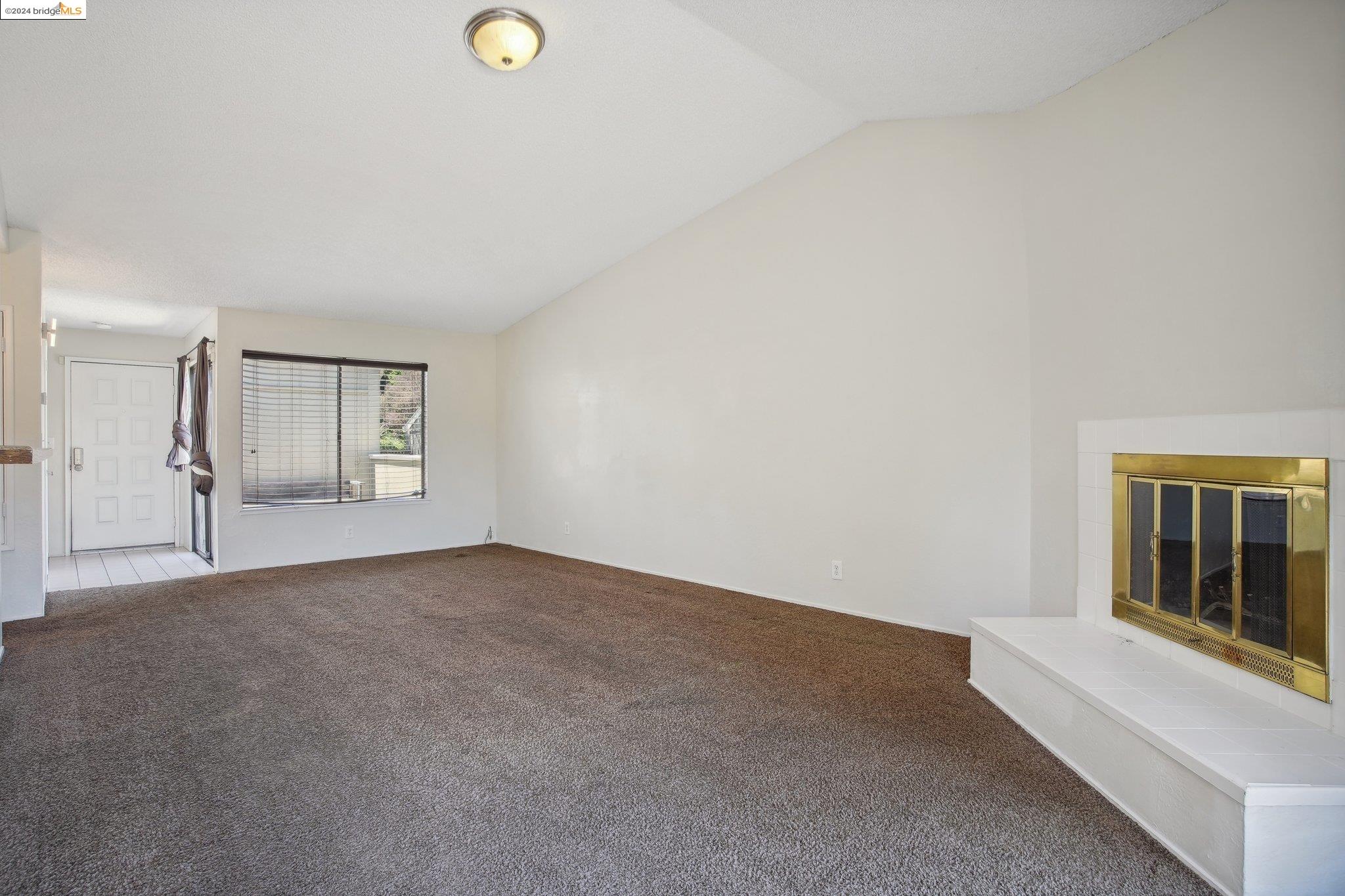 Photo #6: 41063886 Listing 