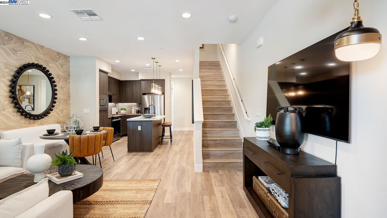 Detail Gallery Image 1 of 1 For 18 Morera Lane, Morgan Hill,  CA 95037 - 3 Beds | 3/1 Baths