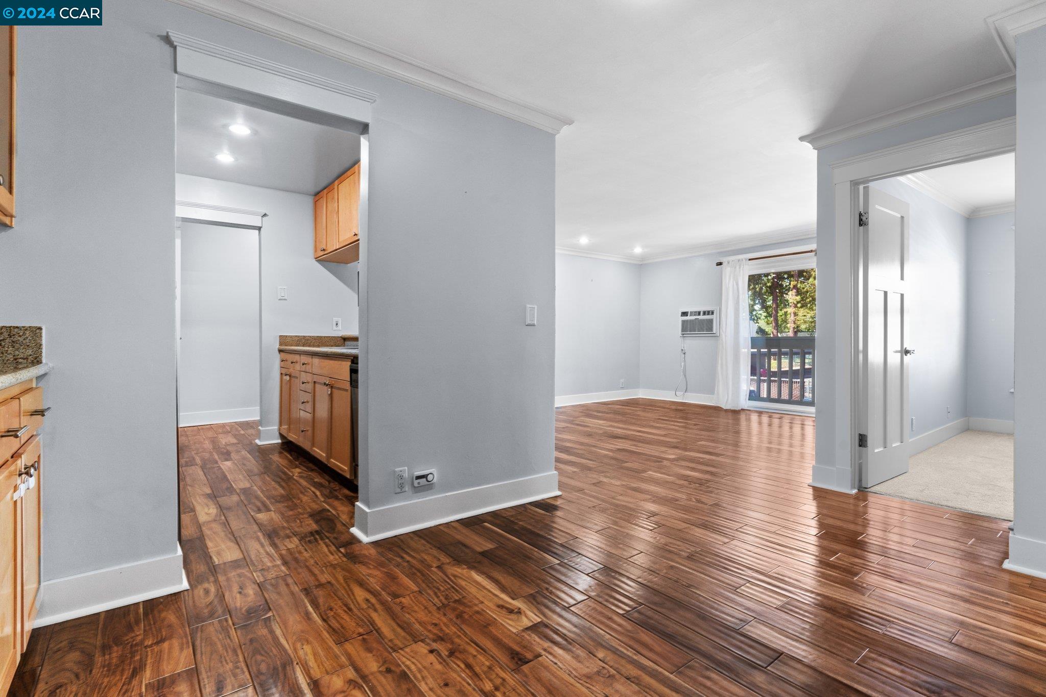 Photo #4: 41063923 Listing 