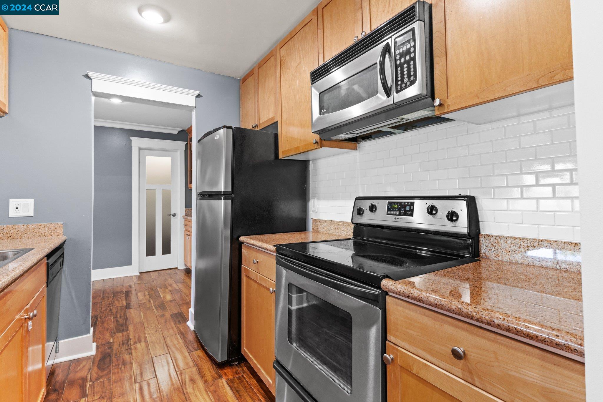 Photo #6: 41063923 Listing 