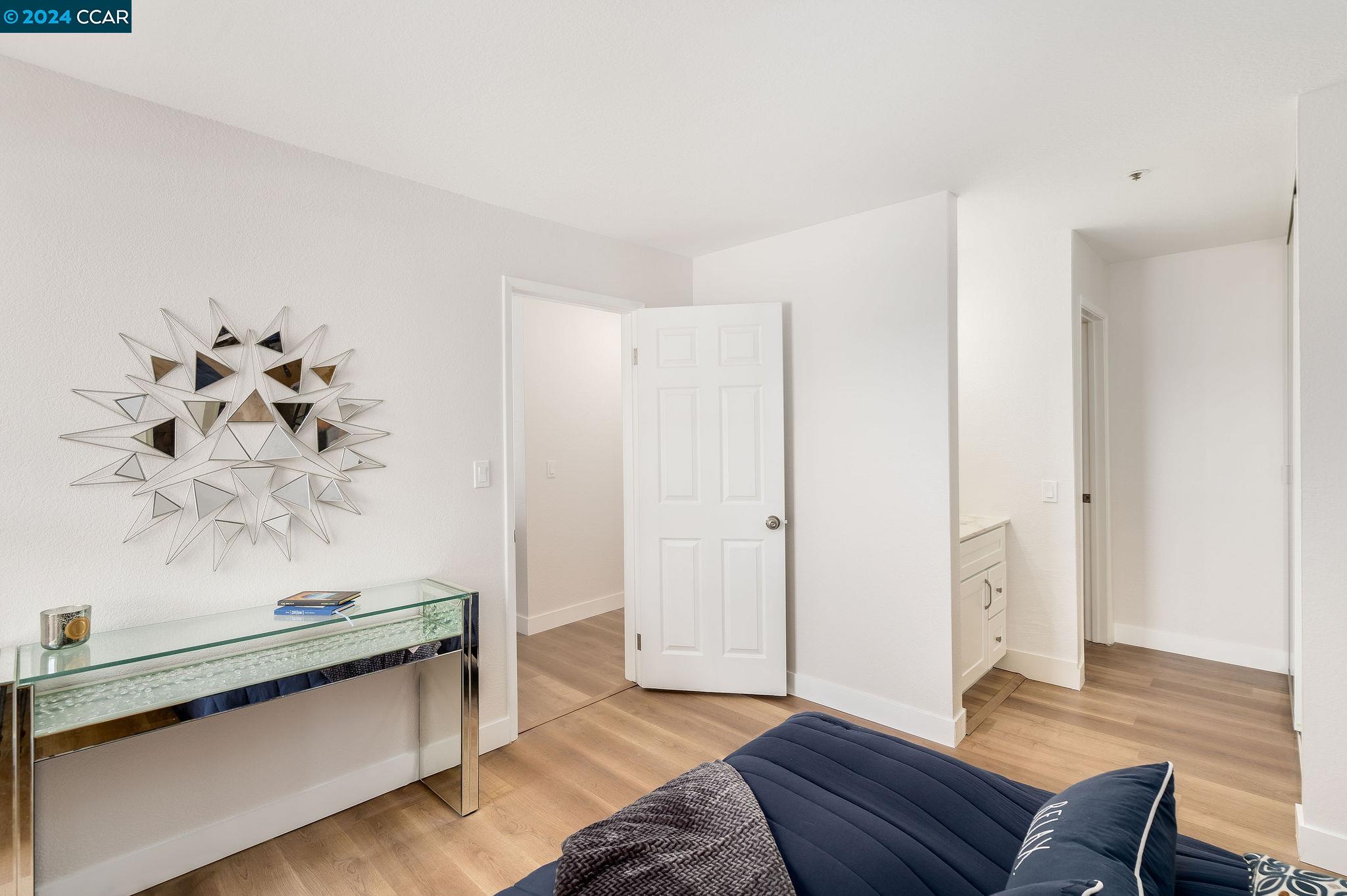 Detail Gallery Image 19 of 31 For 322 Hanover Ave #409,  Oakland,  CA 94606 - 2 Beds | 2 Baths