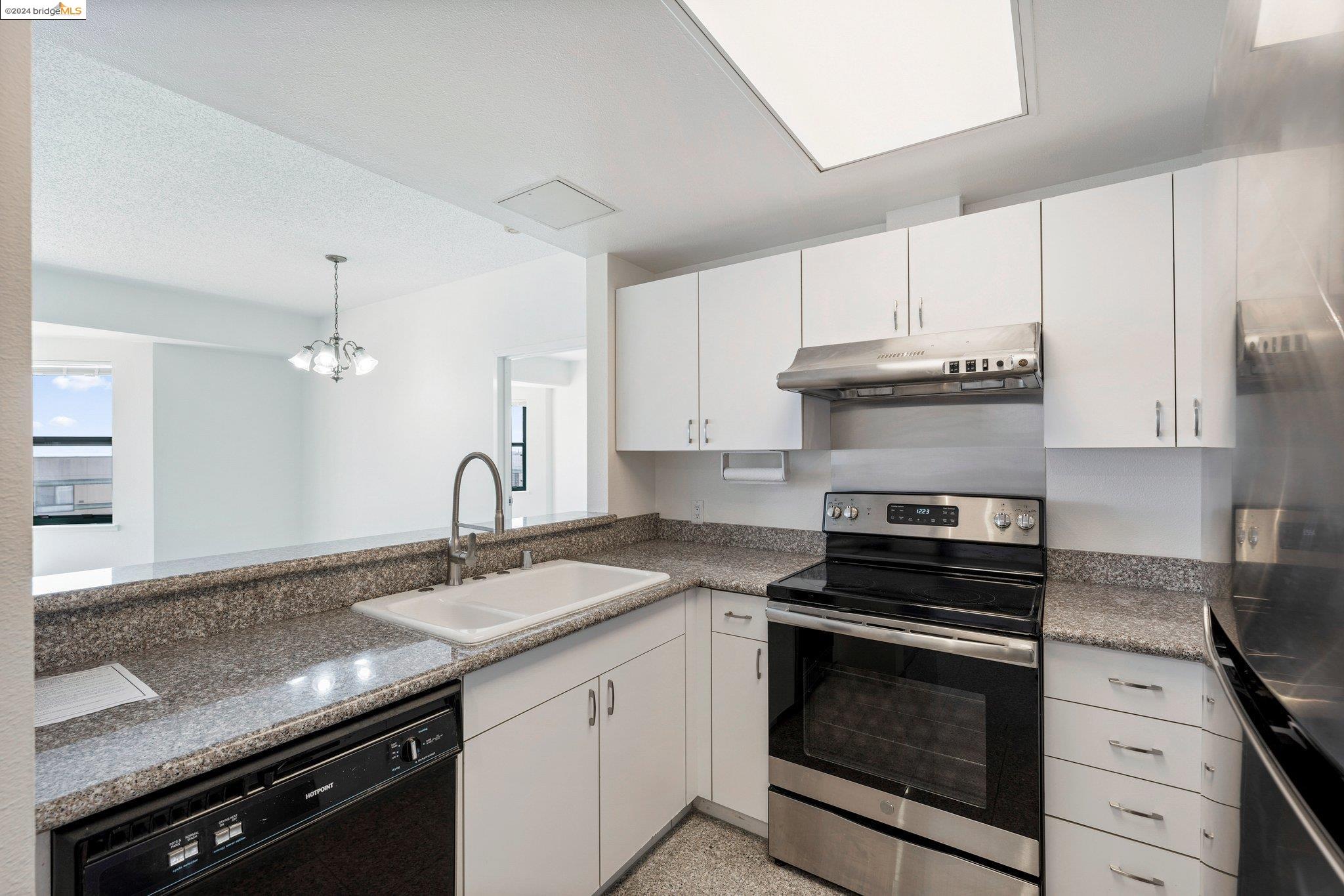 Photo #3: 41063959 Listing 