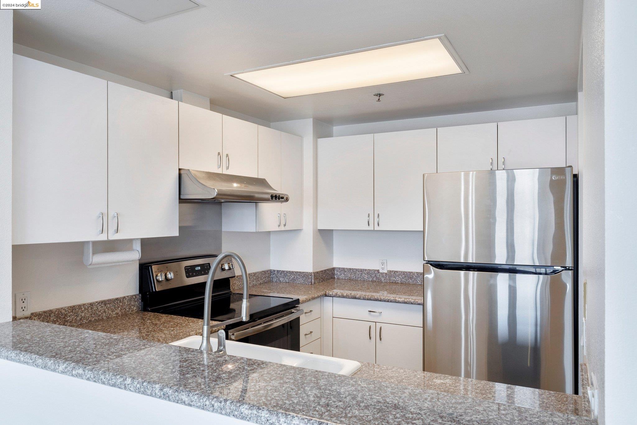 Photo #5: 41063959 Listing 