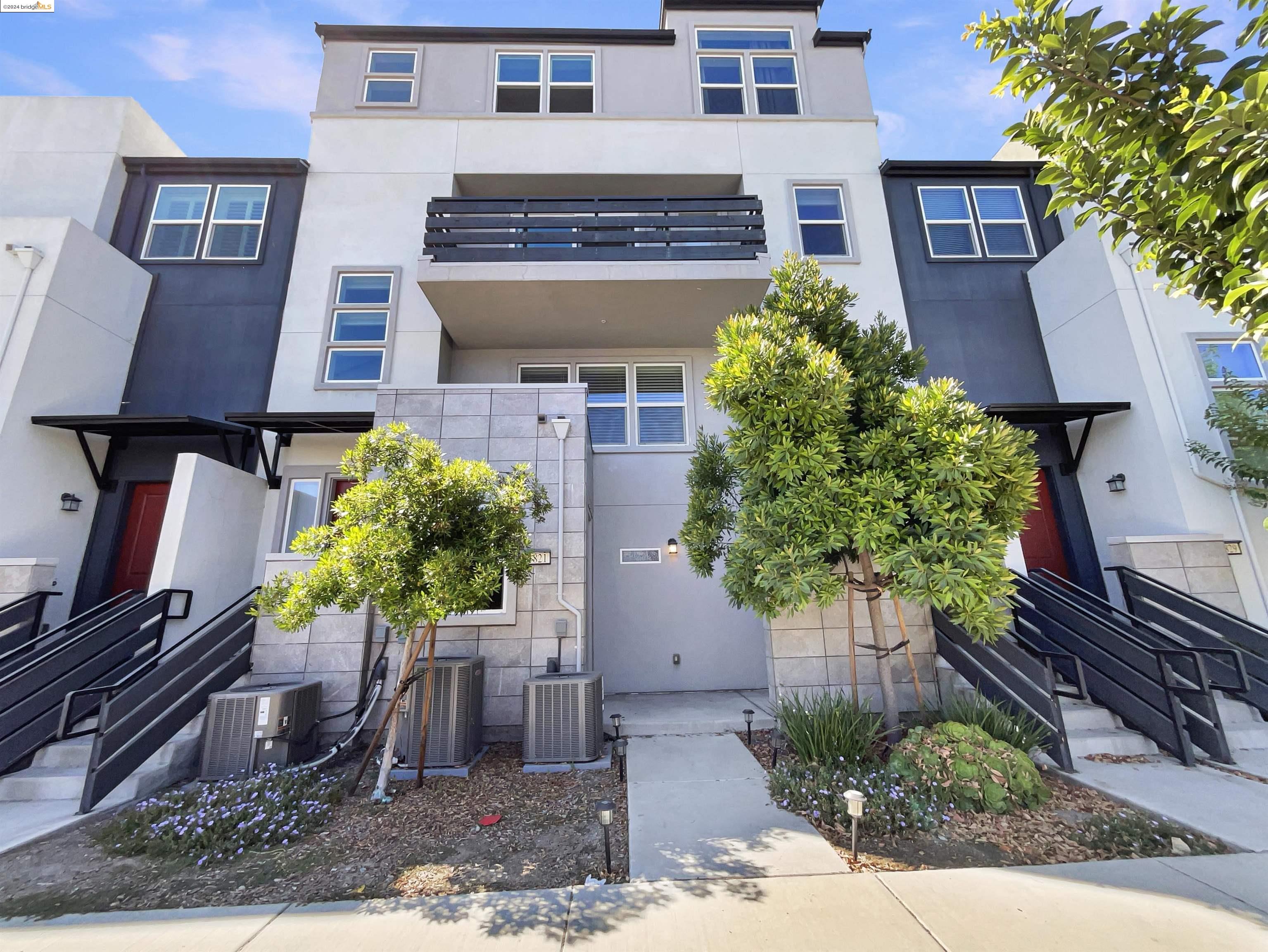 Detail Gallery Image 1 of 1 For 1821 Dobbin, San Jose,  CA 95133 - 3 Beds | 2 Baths