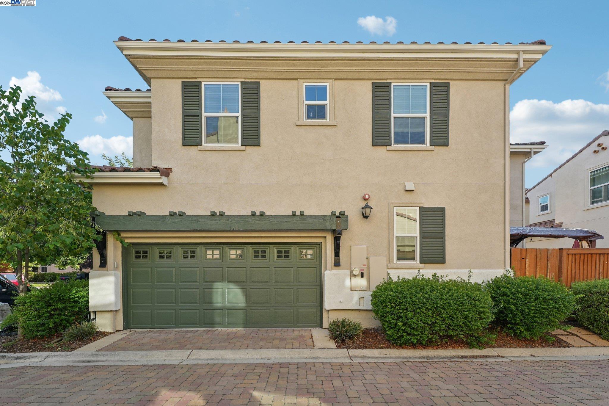 Detail Gallery Image 1 of 1 For 2117 Carrara St, Brentwood,  CA 94513 - 3 Beds | 2/1 Baths