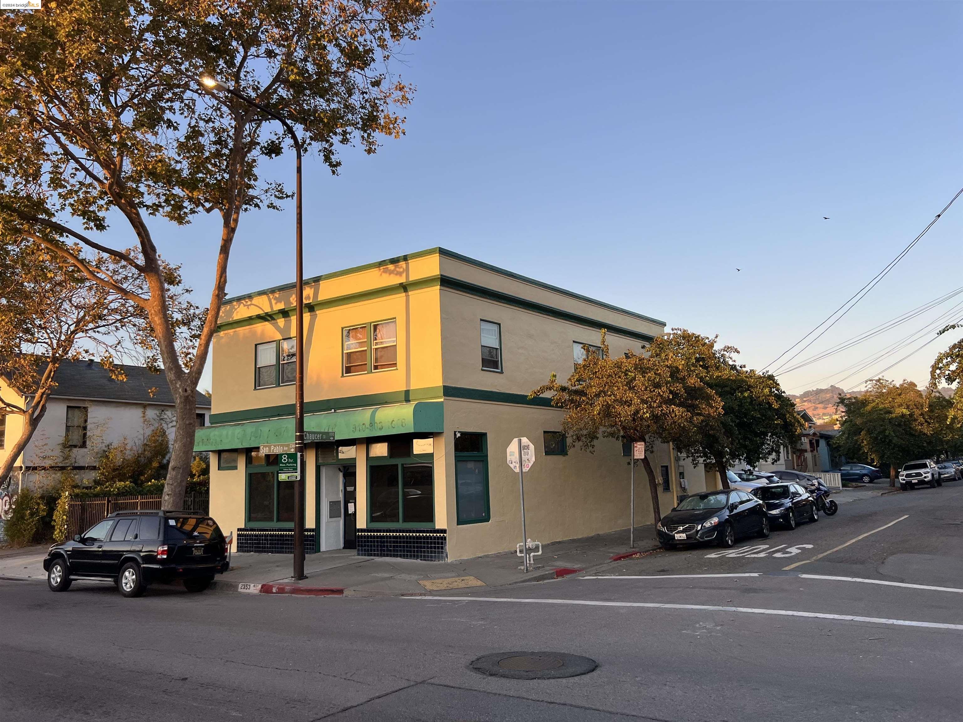 Detail Gallery Image 3 of 11 For 2351 San Pablo Ave, Berkeley,  CA 94702 - – Beds | – Baths