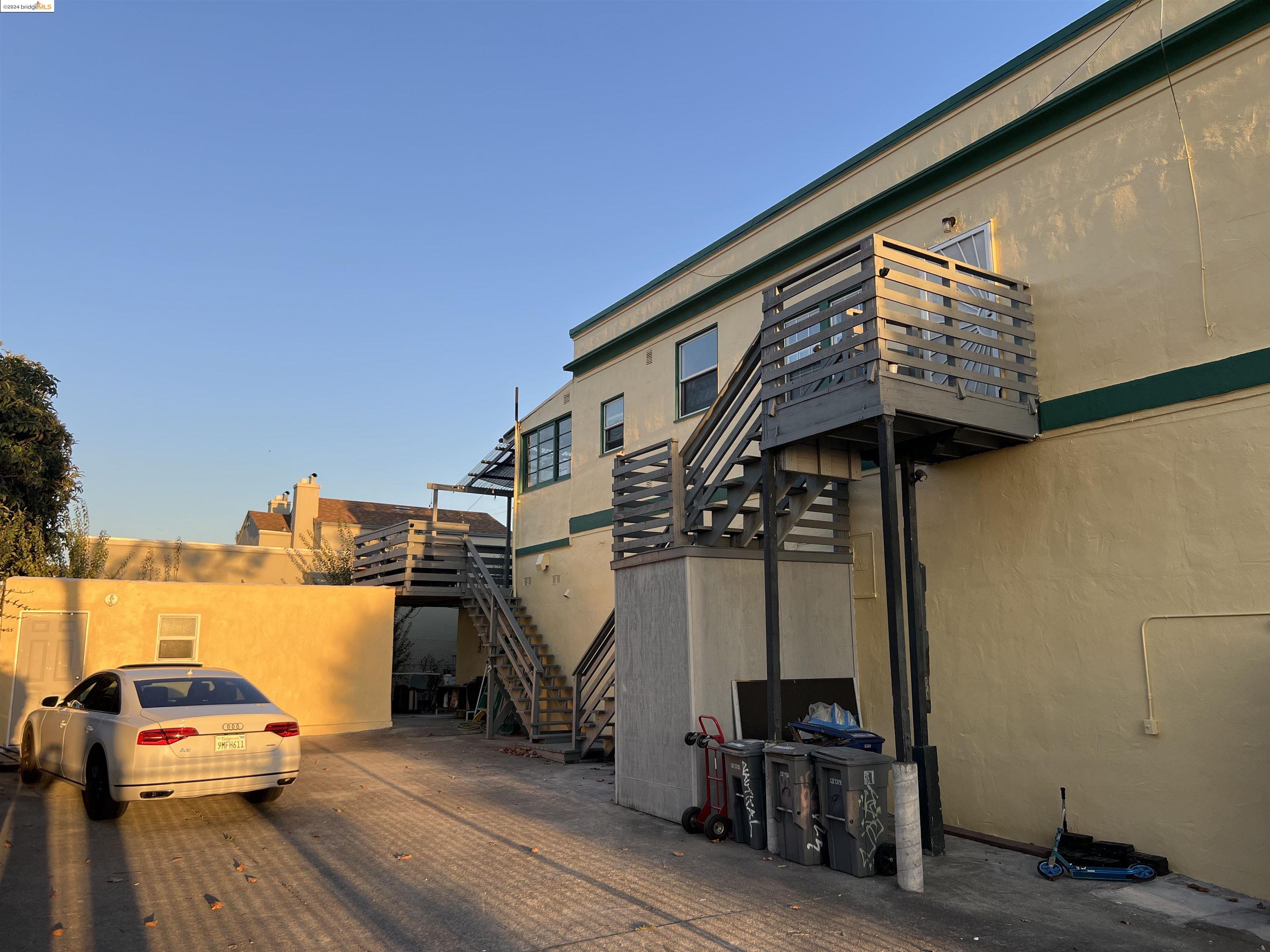 Detail Gallery Image 7 of 11 For 2351 San Pablo Ave, Berkeley,  CA 94702 - – Beds | – Baths