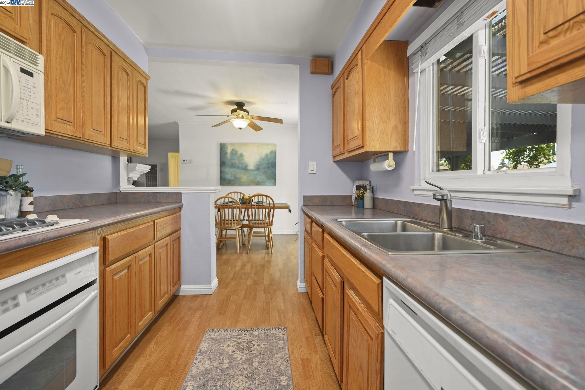 2436 Marcia Dr