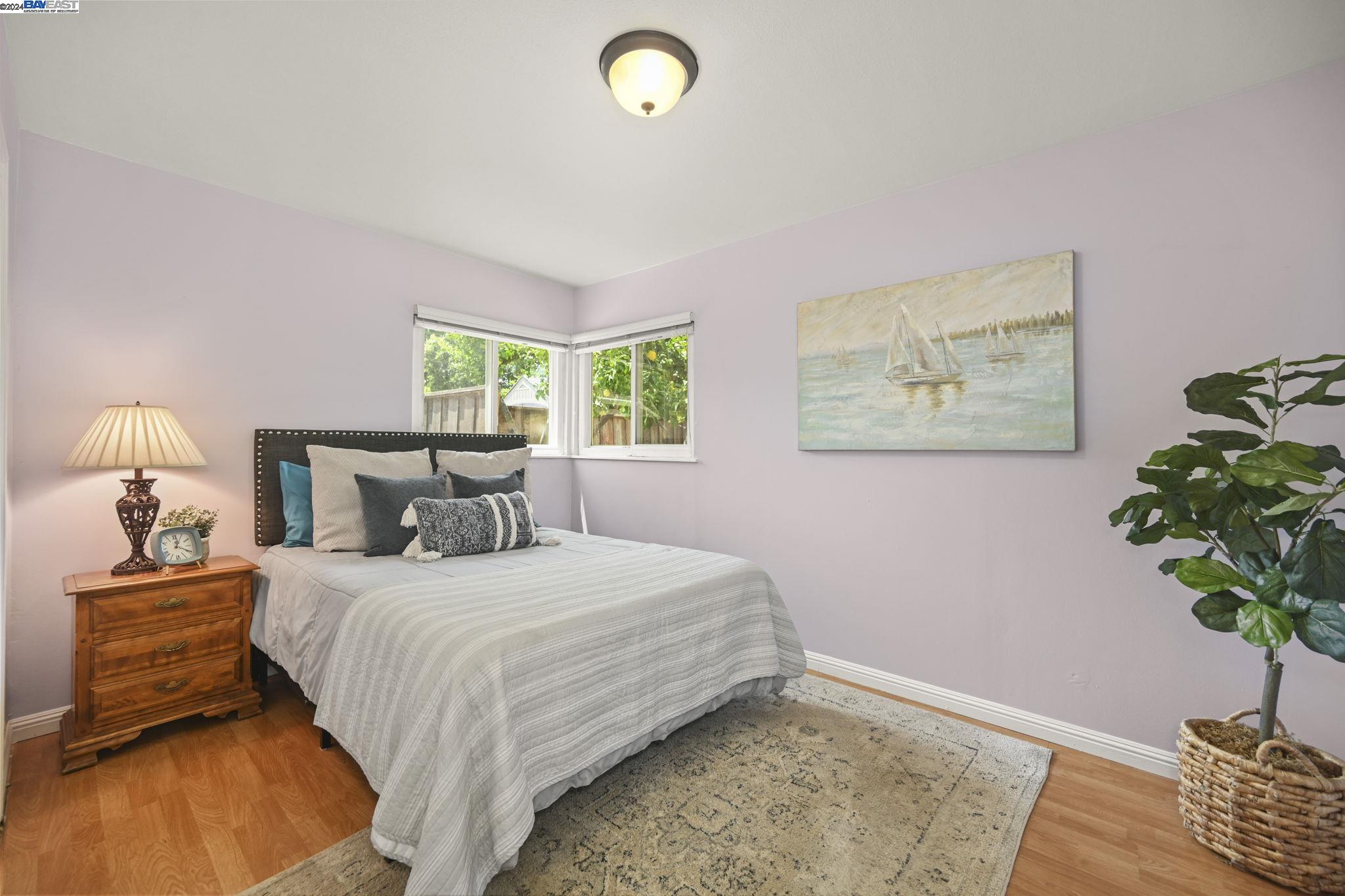 2436 Marcia Dr