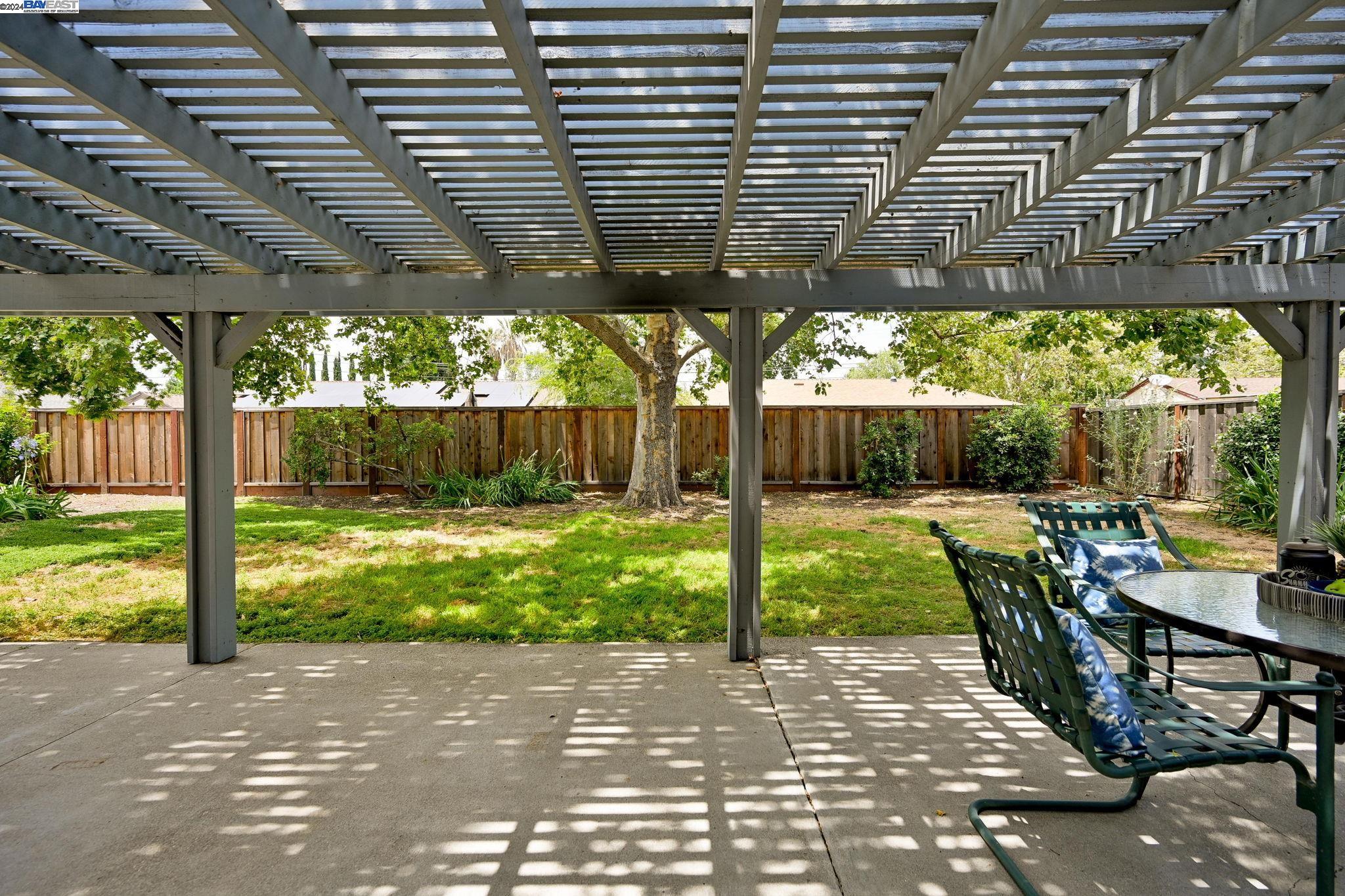 2436 Marcia Dr