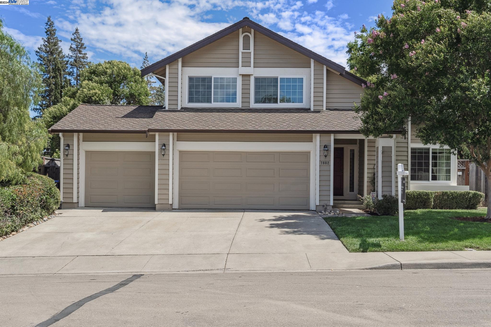 Detail Gallery Image 1 of 1 For 7882 Flagstone Dr, Pleasanton,  CA 94588 - 3 Beds | 2/1 Baths