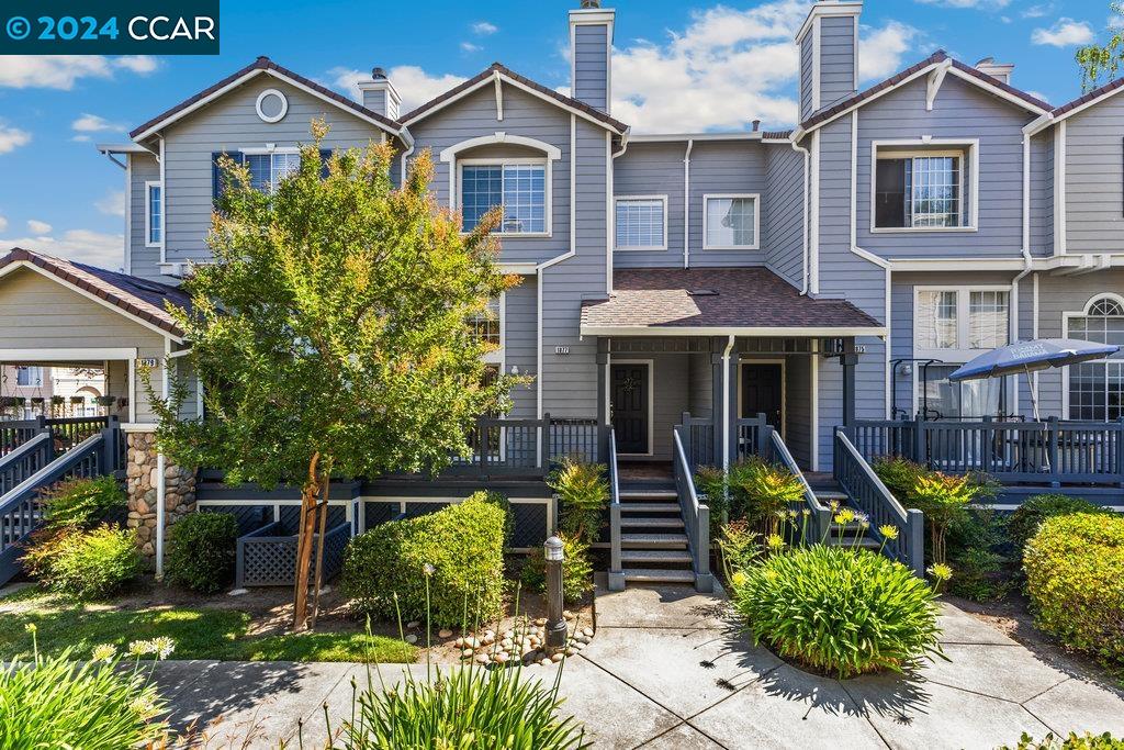 Detail Gallery Image 1 of 1 For 1877 Kenai Cmn, San Jose,  CA 95131 - 2 Beds | 2/1 Baths
