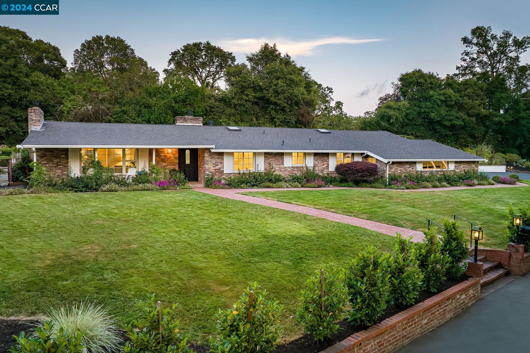 Detail Gallery Image 1 of 1 For 24 Miner Rd, Orinda,  CA 94563 - 3 Beds | 2/1 Baths