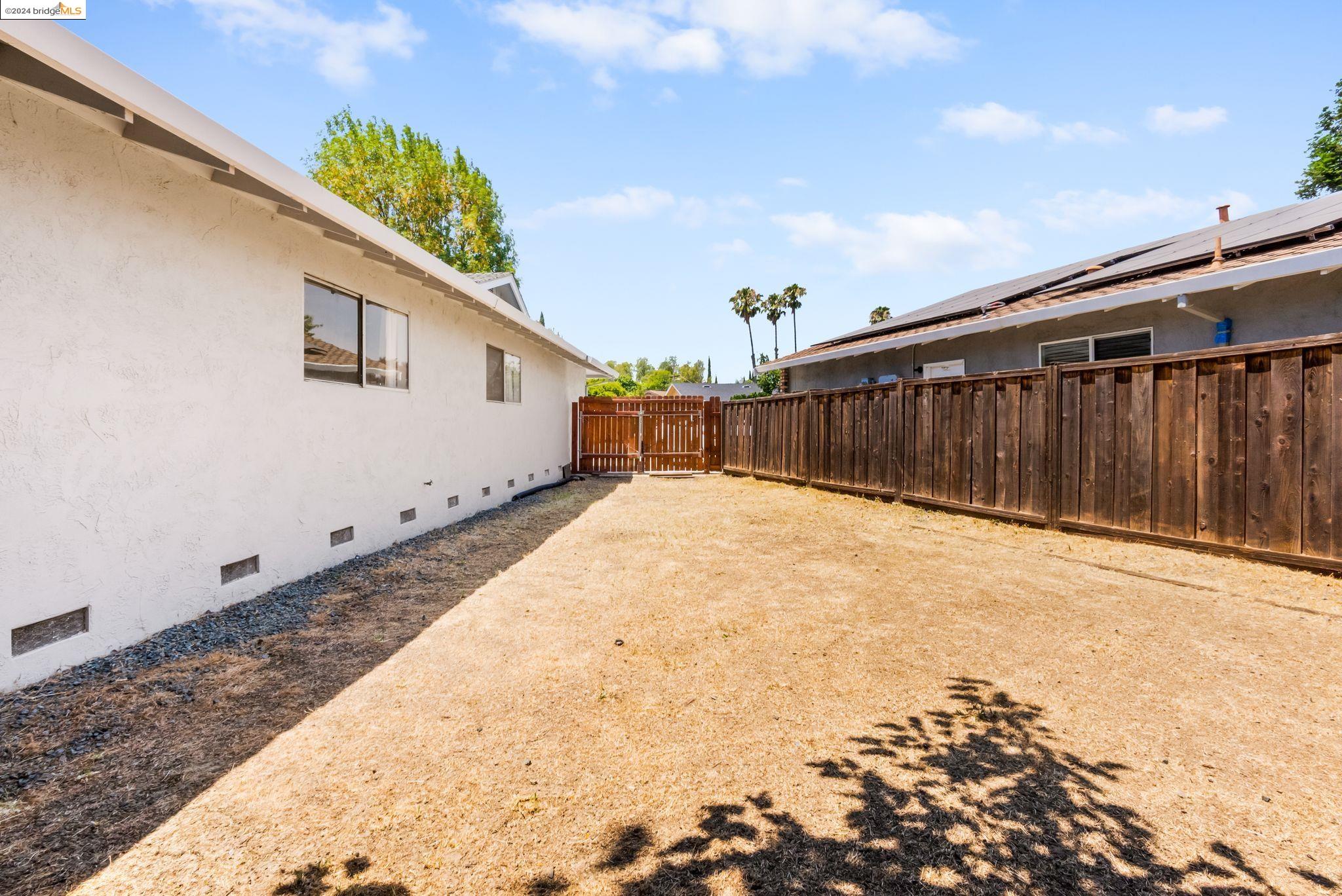 Detail Gallery Image 42 of 55 For 75 S Lake Drive, Antioch,  CA 94509-2052 - 3 Beds | 2 Baths