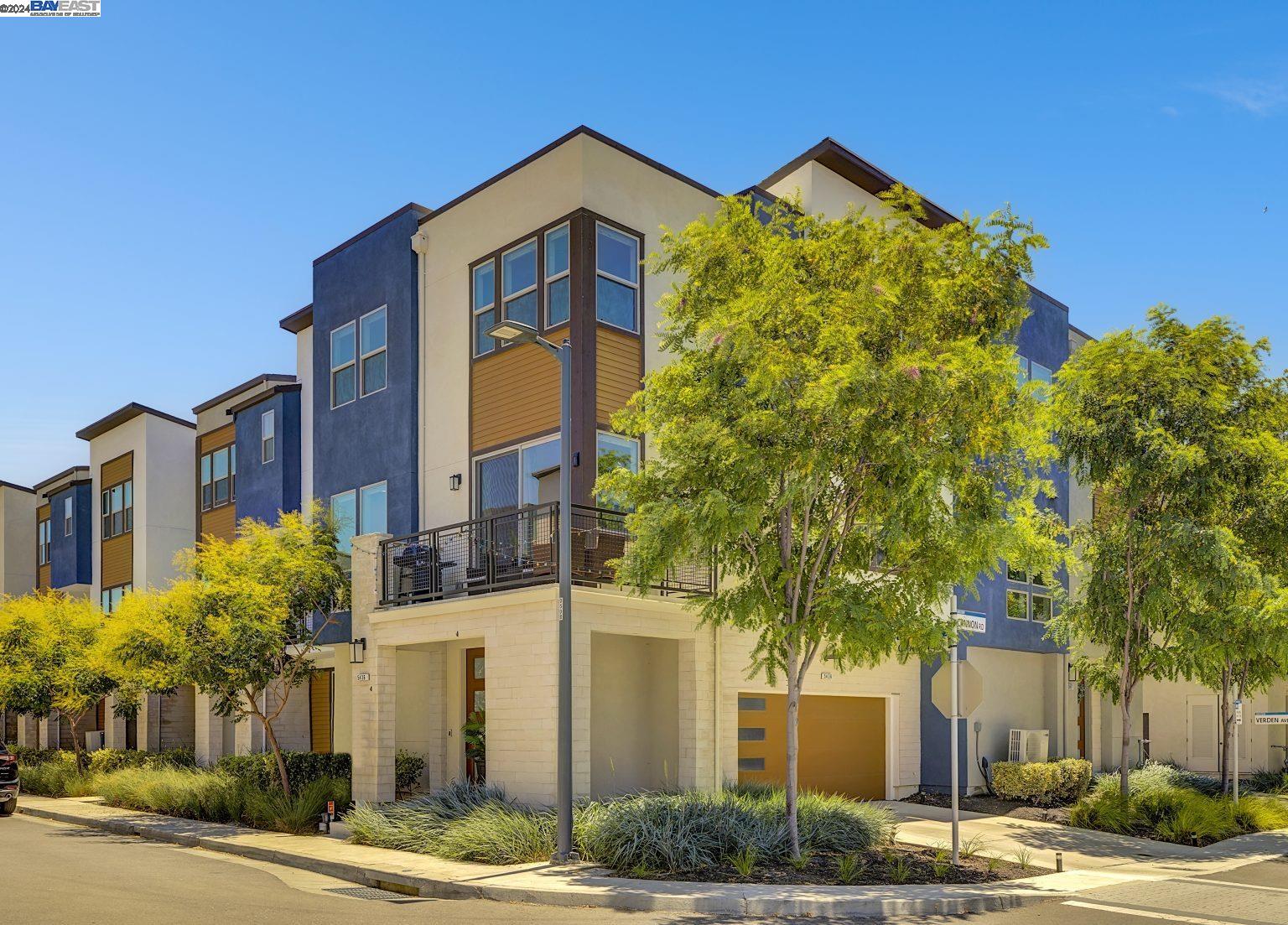 Detail Gallery Image 1 of 1 For 5436 Gracen Way, Dublin,  CA 94568 - 3 Beds | 2/1 Baths