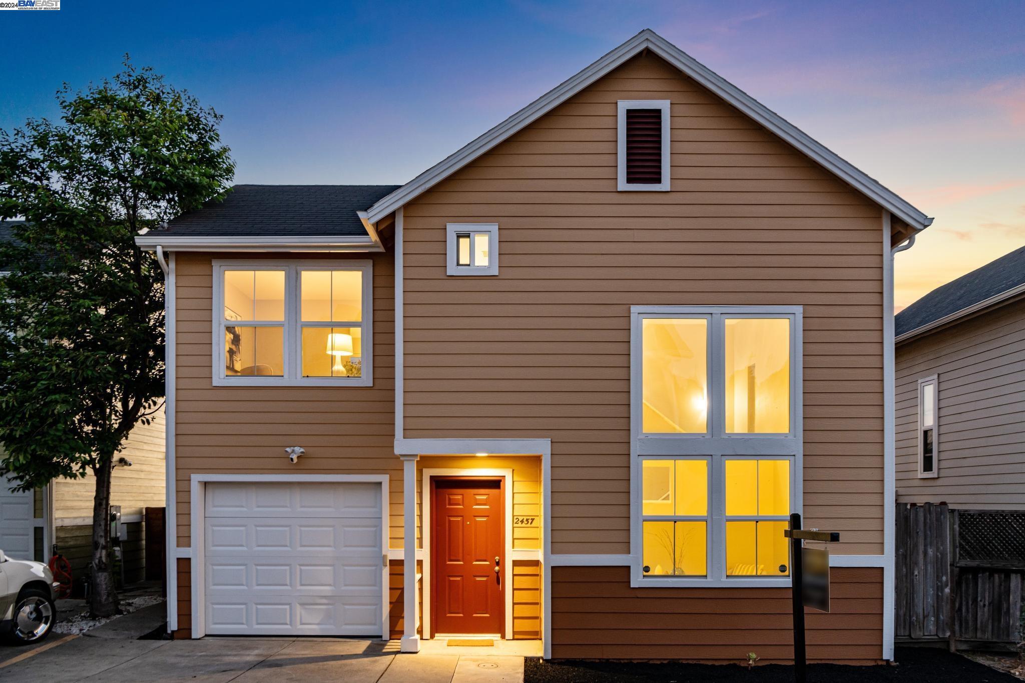 Detail Gallery Image 1 of 1 For 2457 Casa Ct, Oakland,  CA 94605 - 4 Beds | 3 Baths