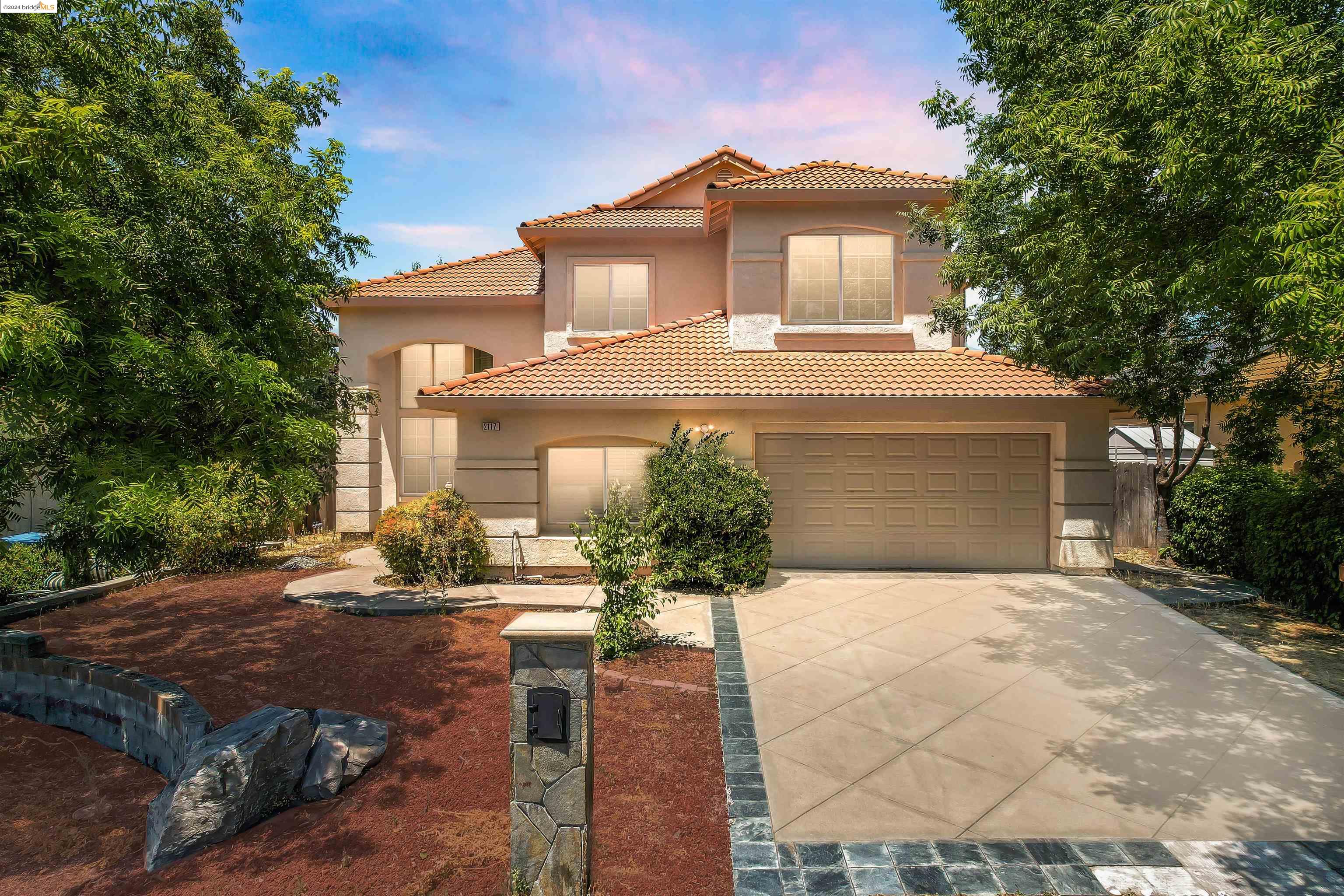 Detail Gallery Image 1 of 1 For 2117 Bedrock Way, Antioch,  CA 94509-6261 - 4 Beds | 3 Baths