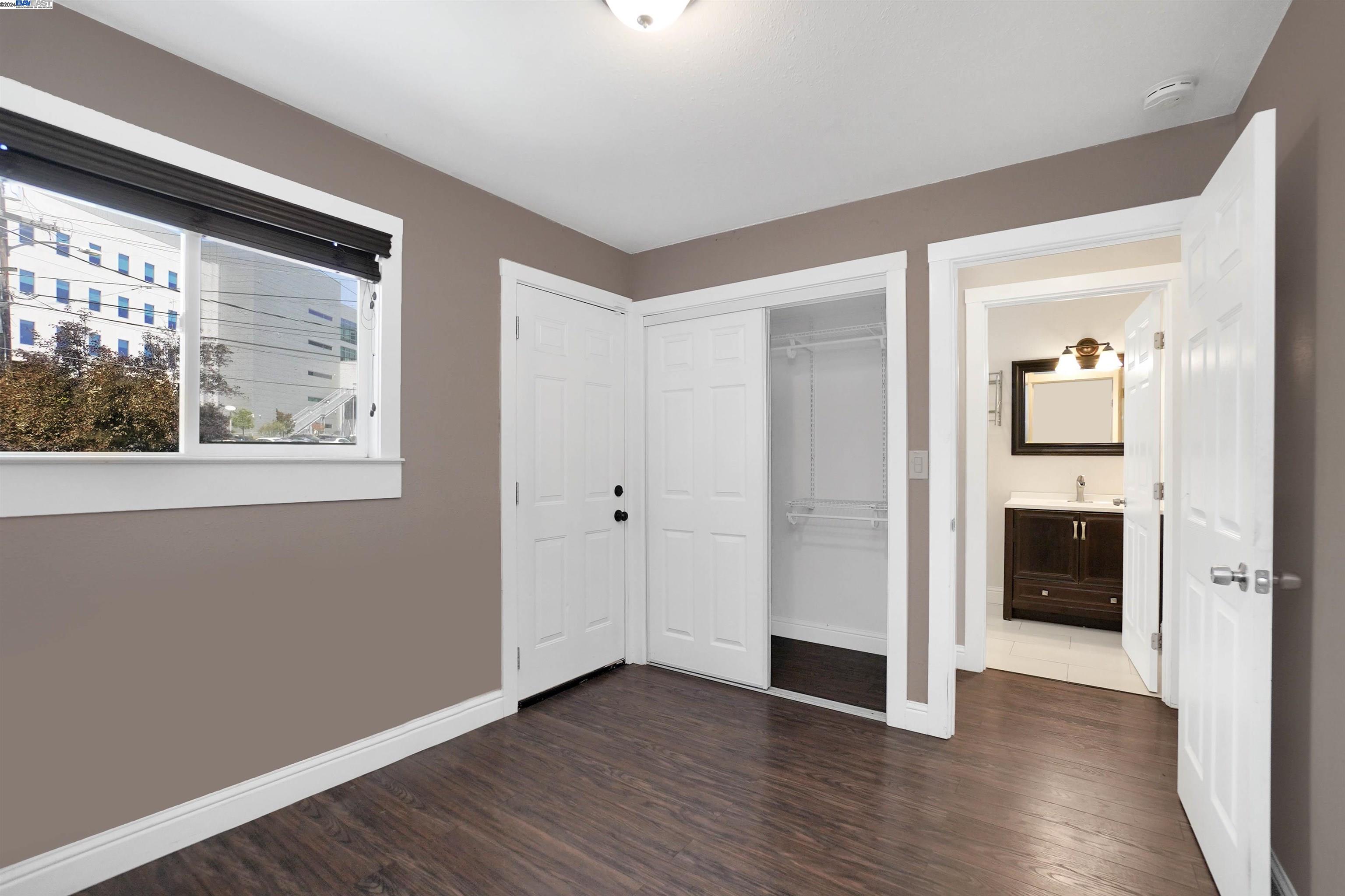 2821 Vallecito Pl, Oakland, California 94606, 2 Bedrooms Bedrooms, 4 Rooms Rooms,1 BathroomBathrooms,Residential,For Sale,2821 Vallecito Pl,41064753