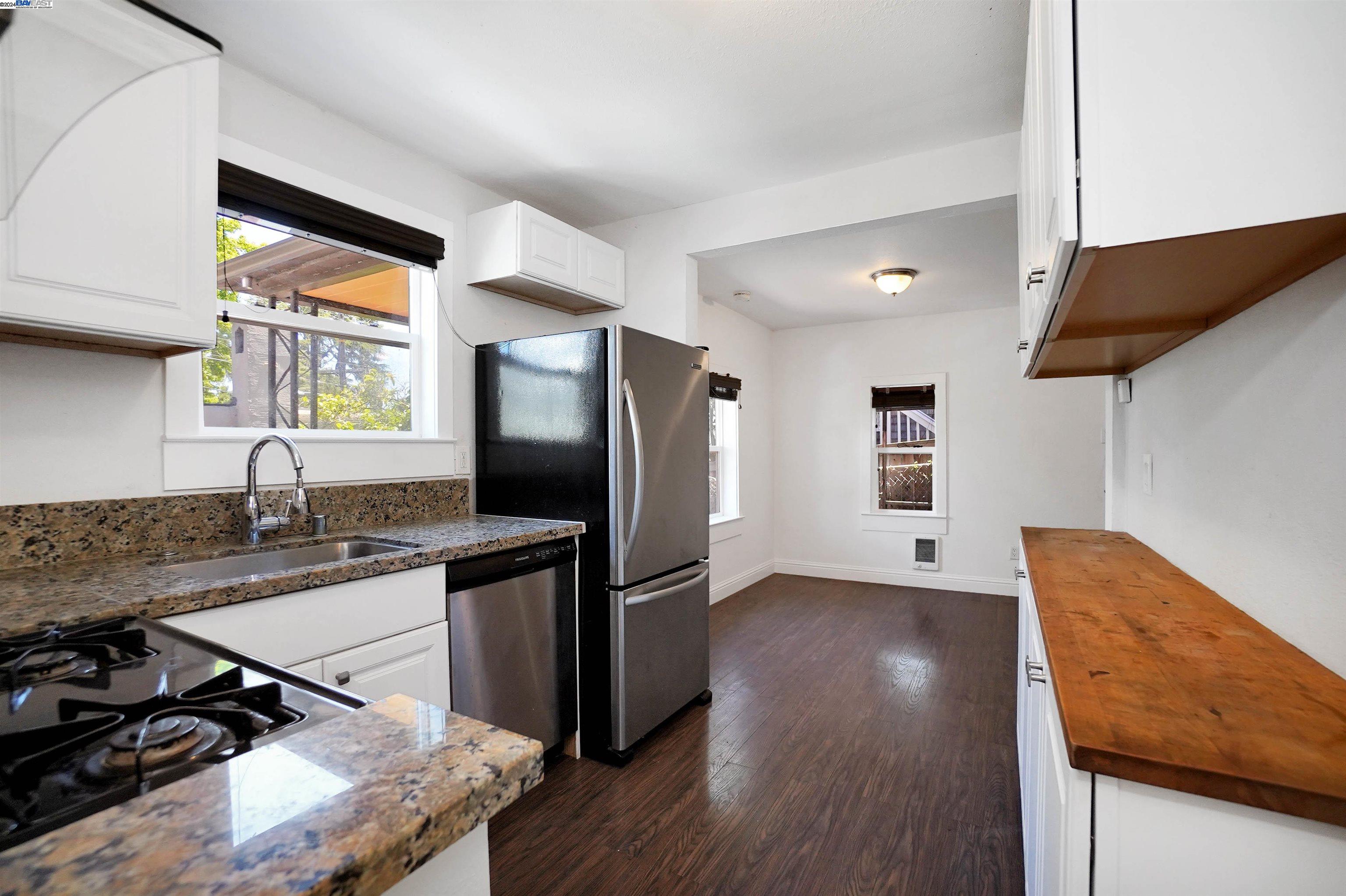 2821 Vallecito Pl, Oakland, California 94606, 2 Bedrooms Bedrooms, 4 Rooms Rooms,1 BathroomBathrooms,Residential,For Sale,2821 Vallecito Pl,41064753