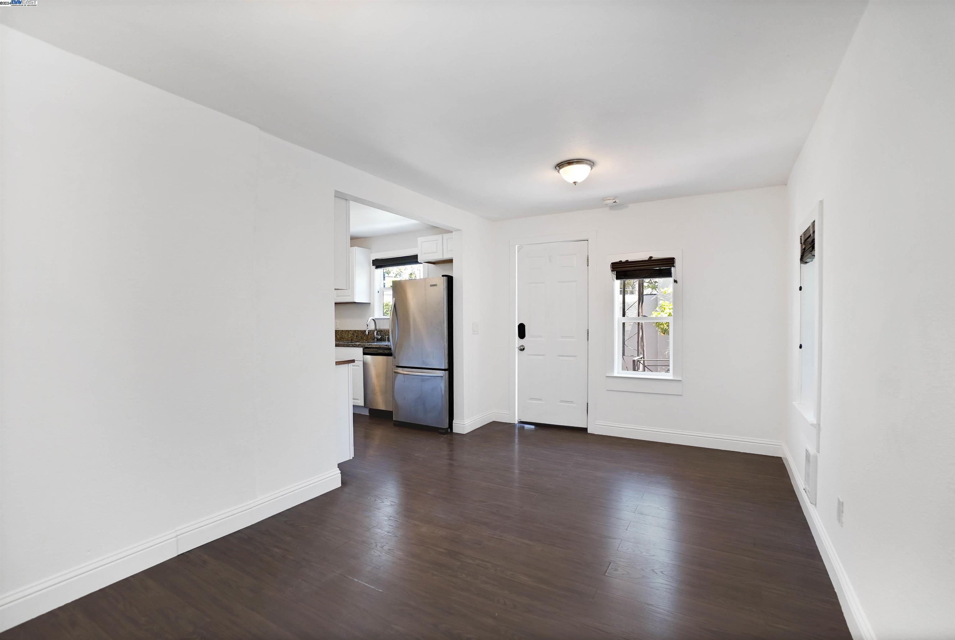 2821 Vallecito Pl, Oakland, California 94606, 2 Bedrooms Bedrooms, 4 Rooms Rooms,1 BathroomBathrooms,Residential,For Sale,2821 Vallecito Pl,41064753