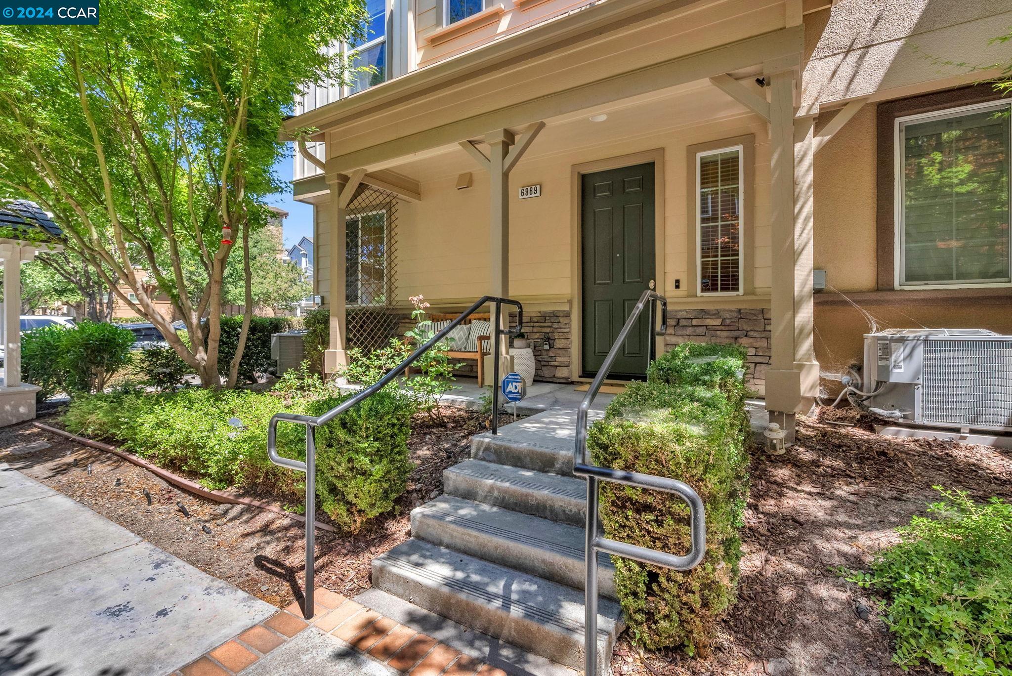 Photo #2: 41064766 Listing 