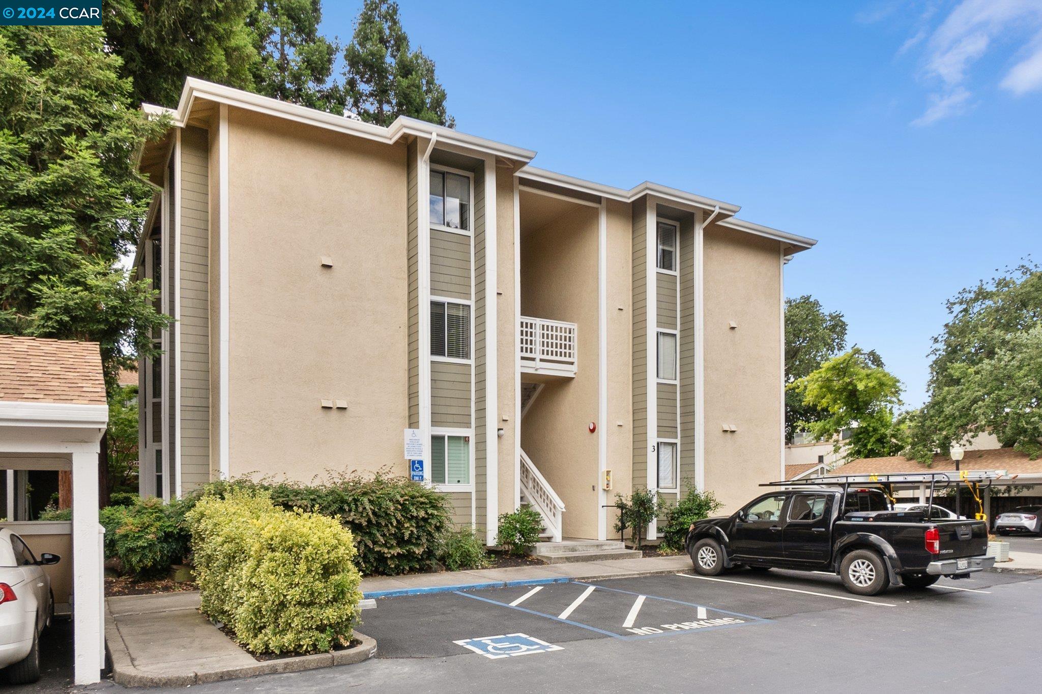 Photo #2: 41064767 Listing 