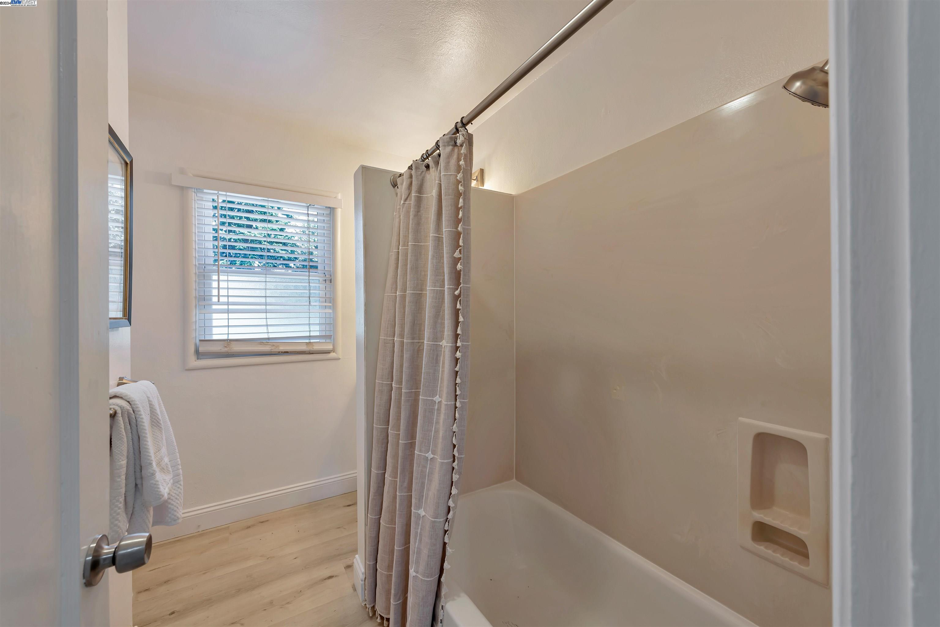Detail Gallery Image 29 of 52 For 1522 137th Ave, San Leandro,  CA 94578 - 3 Beds | 1 Baths
