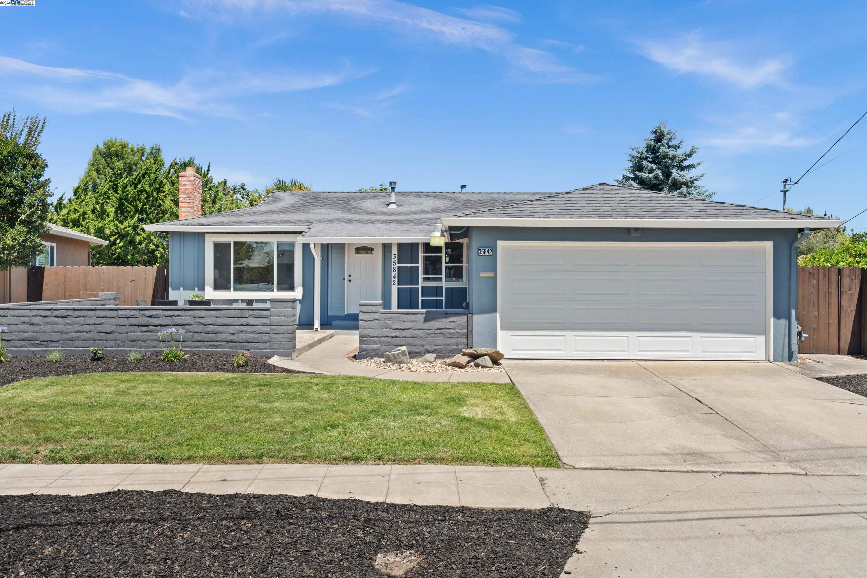 Detail Gallery Image 1 of 1 For 35842 Ruschin Dr, Newark,  CA 94560 - 3 Beds | 2 Baths