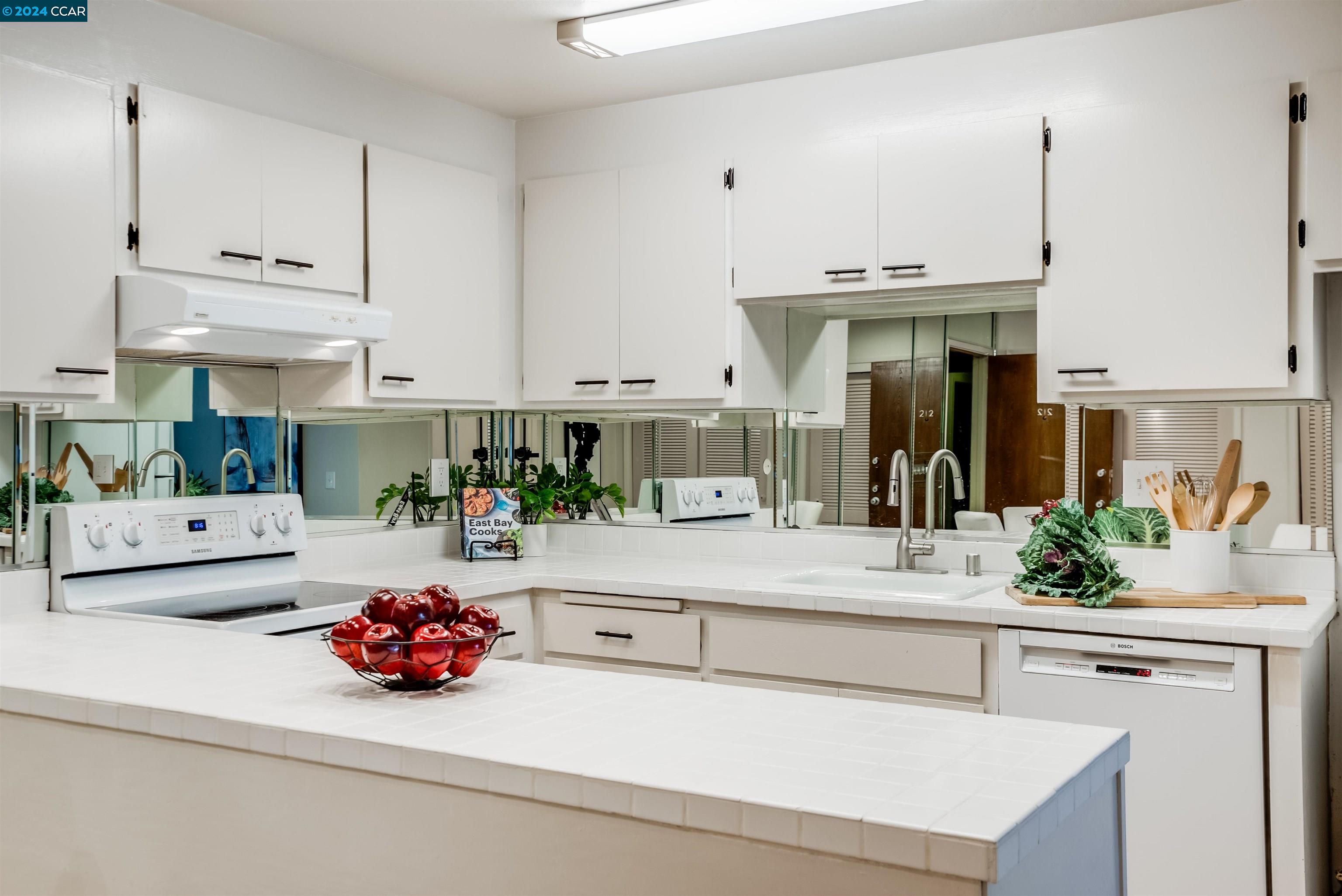 Photo #6: 41064921 Listing 