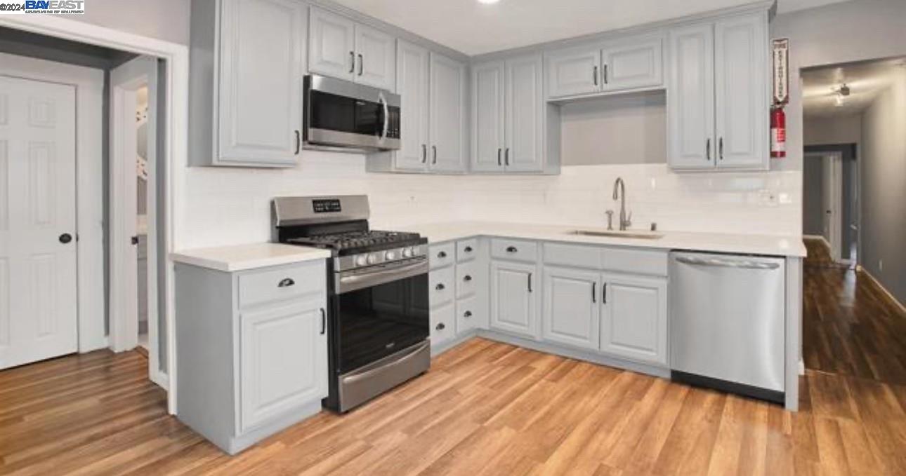 Detail Gallery Image 1 of 1 For 5721 Trask St, Oakland,  CA 94605 - 3 Beds | 2 Baths