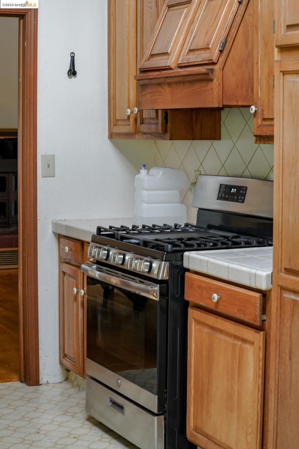 Detail Gallery Image 13 of 21 For 1622 Sunset Ridge Rd, Los Gatos,  CA 95033 - 3 Beds | 3 Baths