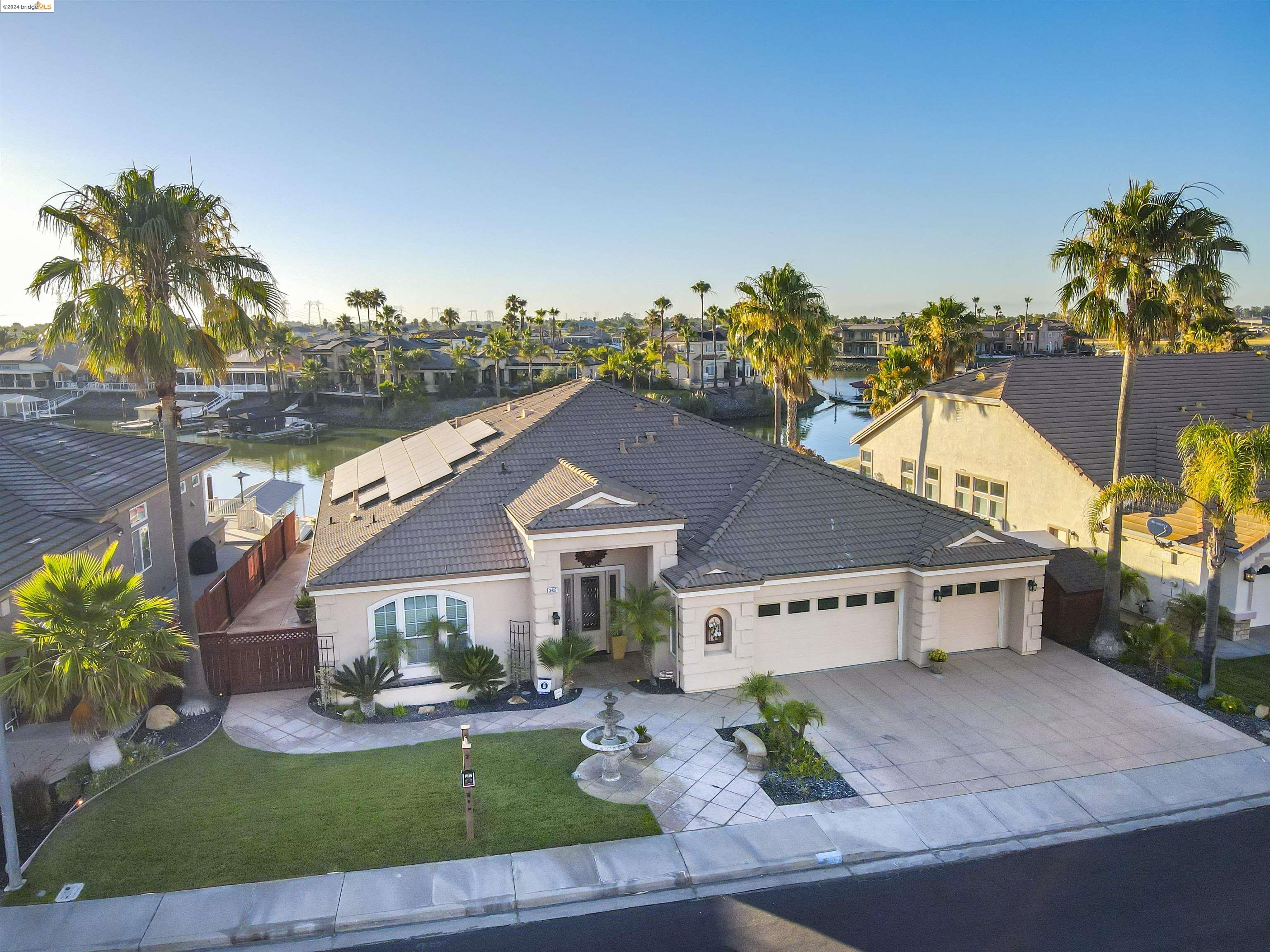 Detail Gallery Image 1 of 1 For 3937 Lighthouse Pl, Discovery Bay,  CA 94505 - 3 Beds | 3/1 Baths