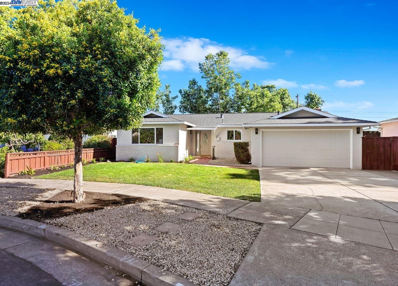 Detail Gallery Image 1 of 1 For 3545 Appleton Dr, San Jose,  CA 95117 - 3 Beds | 2 Baths