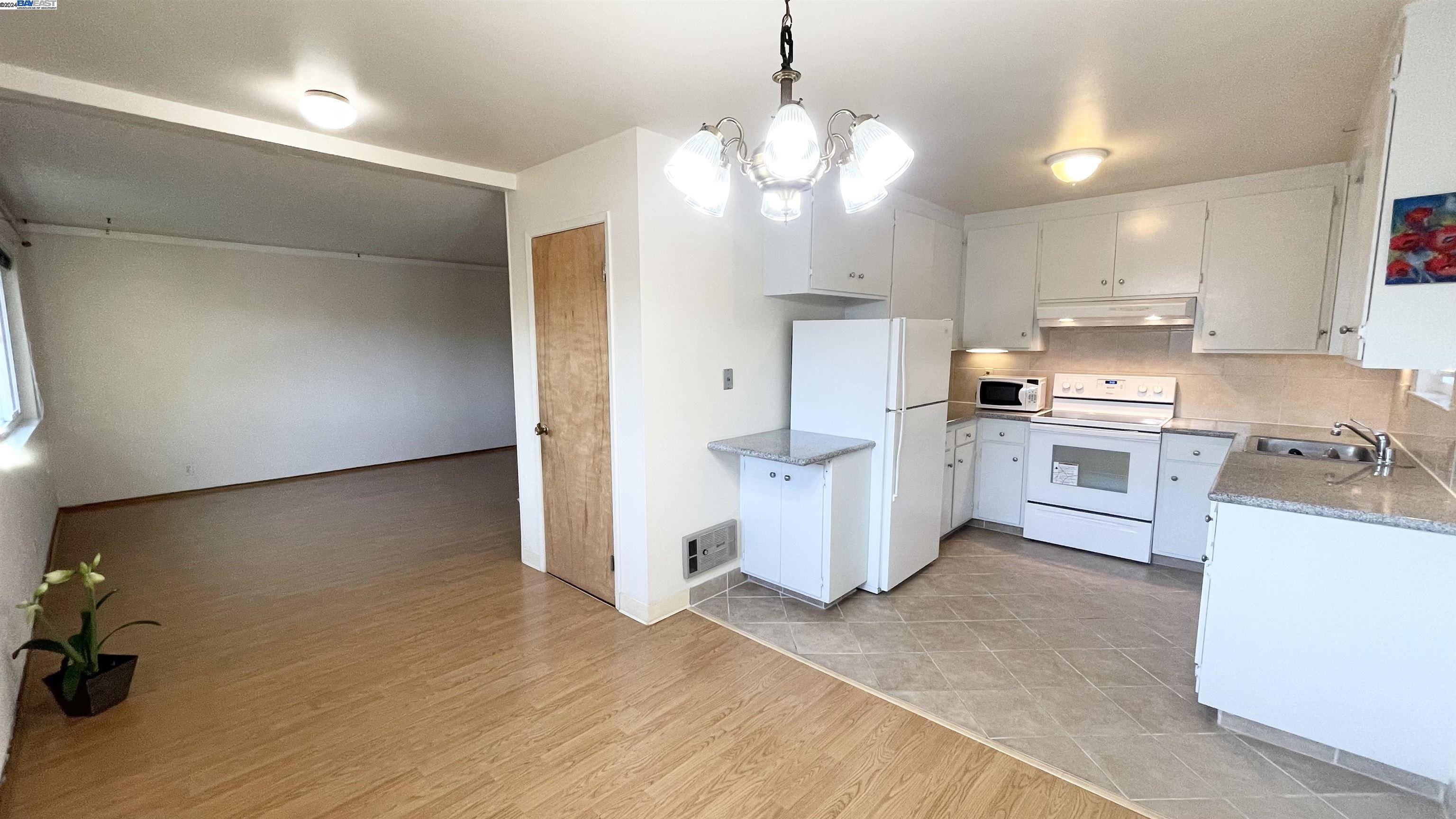 Photo #6: 41065214 Listing 