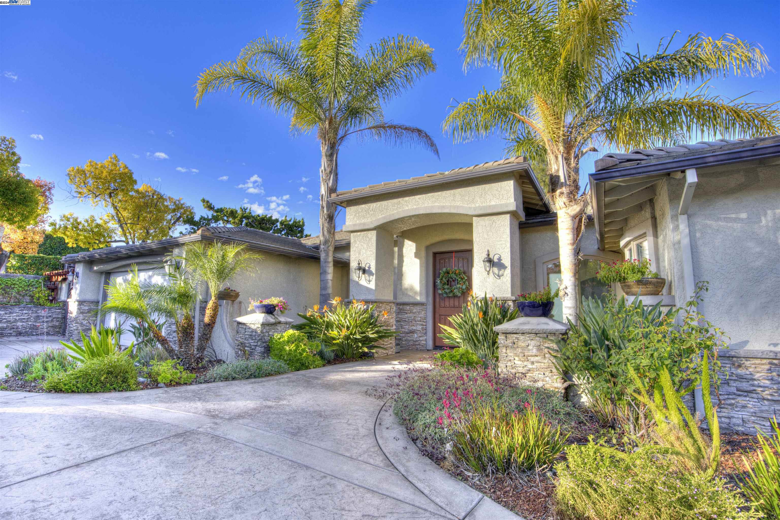 Detail Gallery Image 1 of 1 For 20565 Debbie Ln, Saratoga,  CA 95070 - 4 Beds | 4 Baths