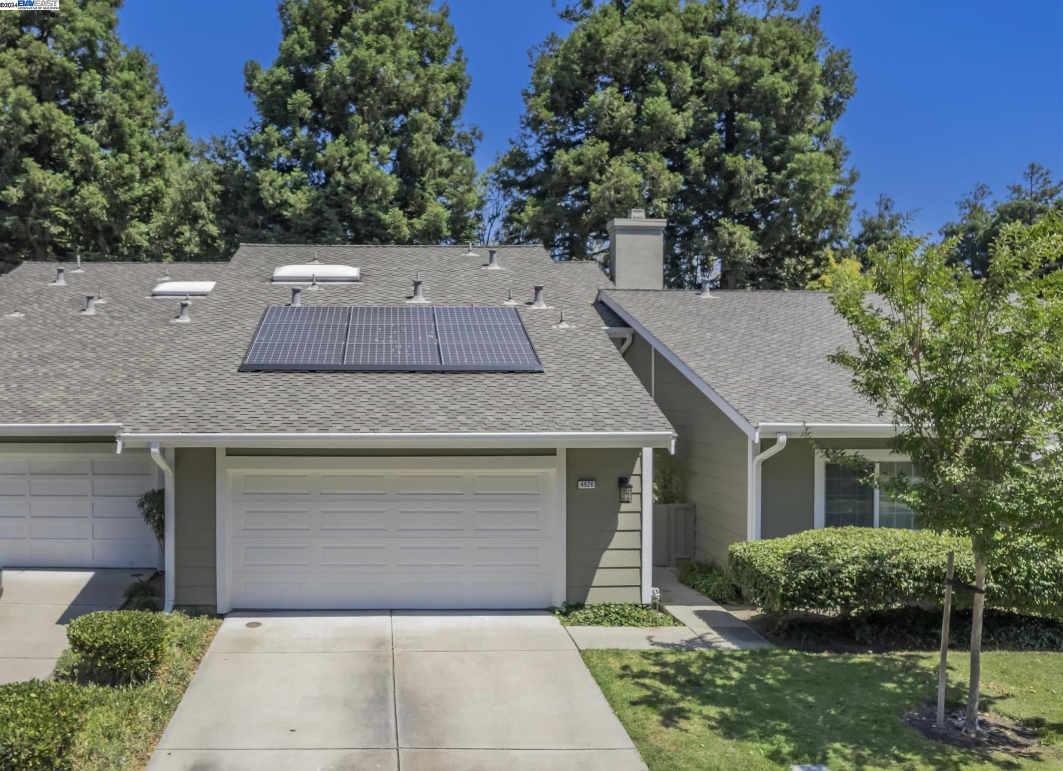 Detail Gallery Image 1 of 1 For 4826 Balthazar Ter, Fremont,  CA 94555 - 3 Beds | 3 Baths