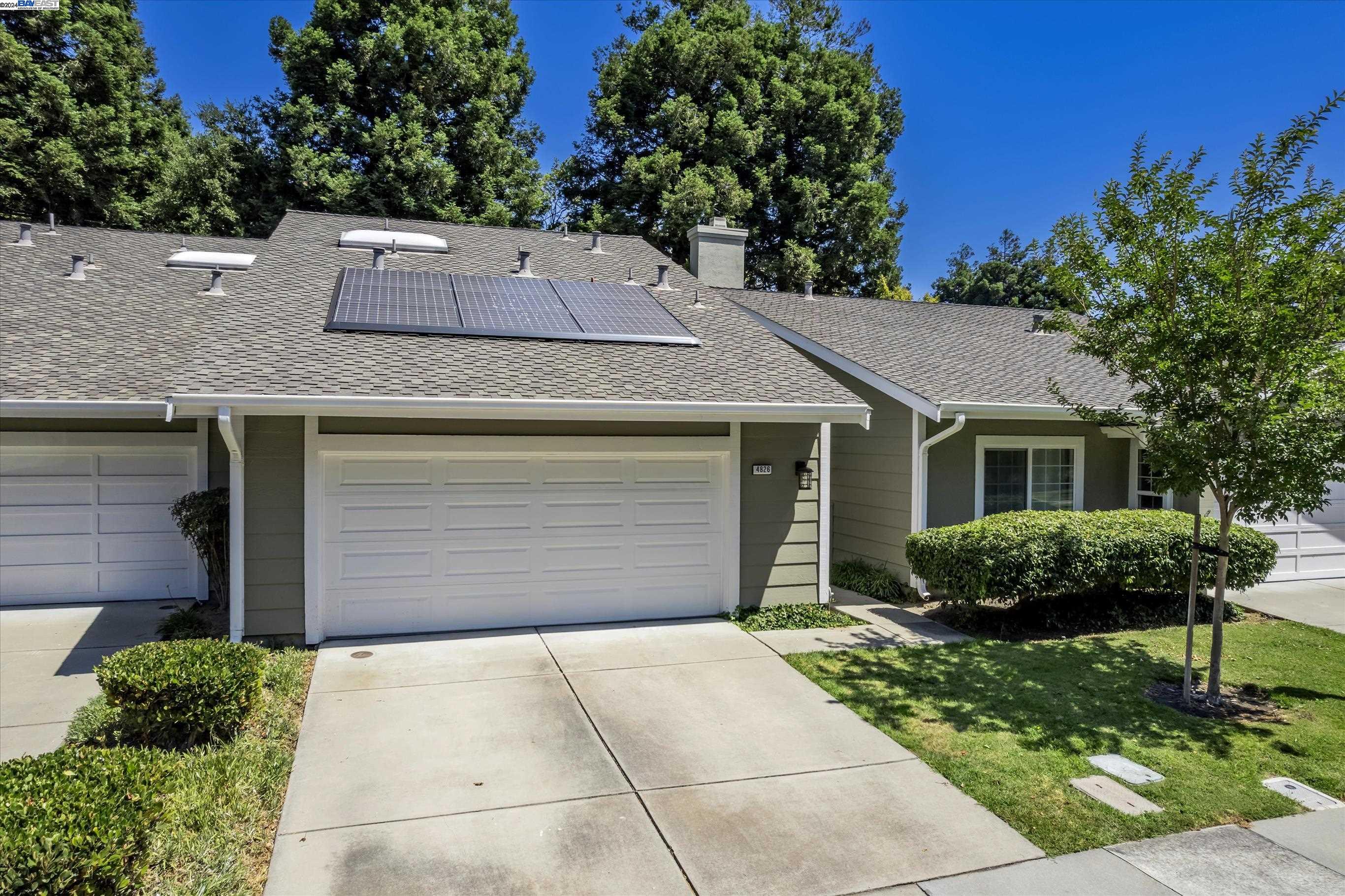 Photo #2: 41065402 Listing 