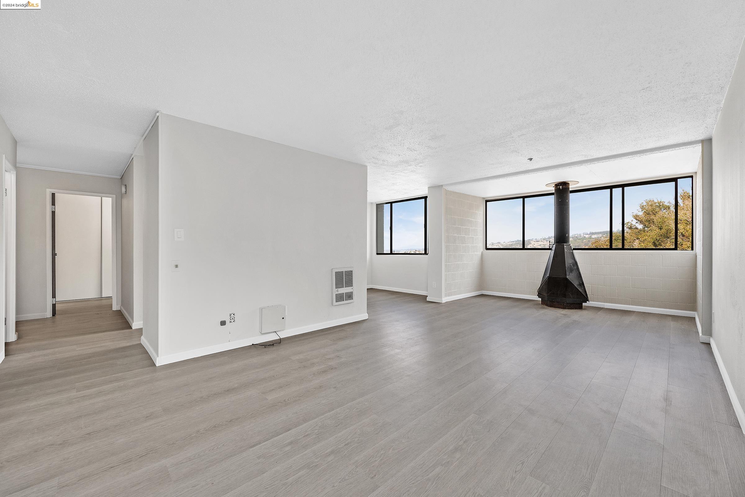 Photo #3: 41065411 Listing 