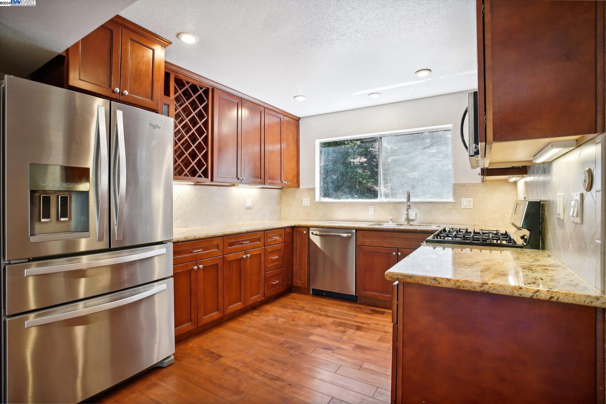 Photo #3: 41065467 Listing 