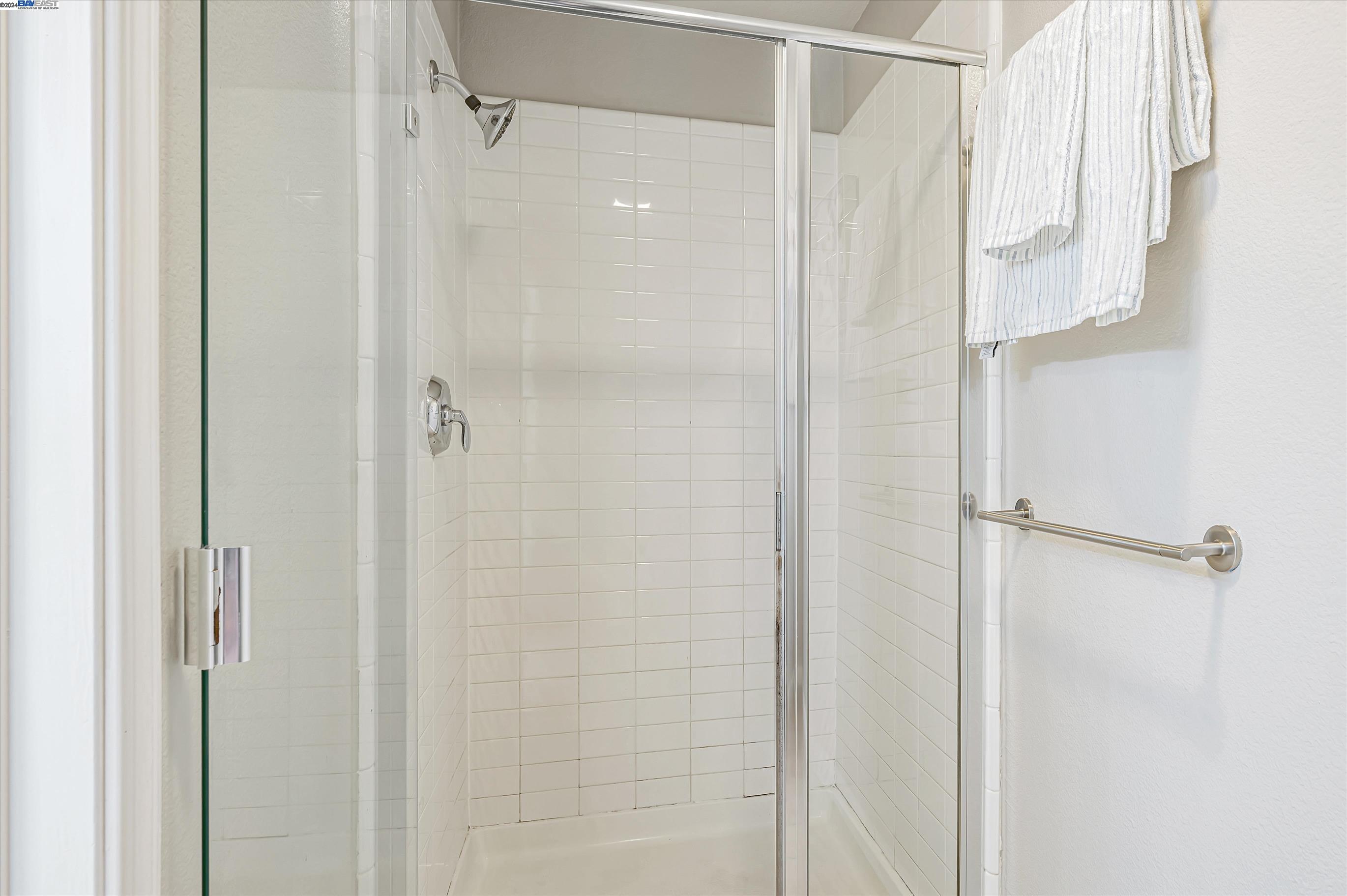 Detail Gallery Image 30 of 40 For 401 Crescent Court #4302,  San Francisco,  CA 94134 - 2 Beds | 2 Baths