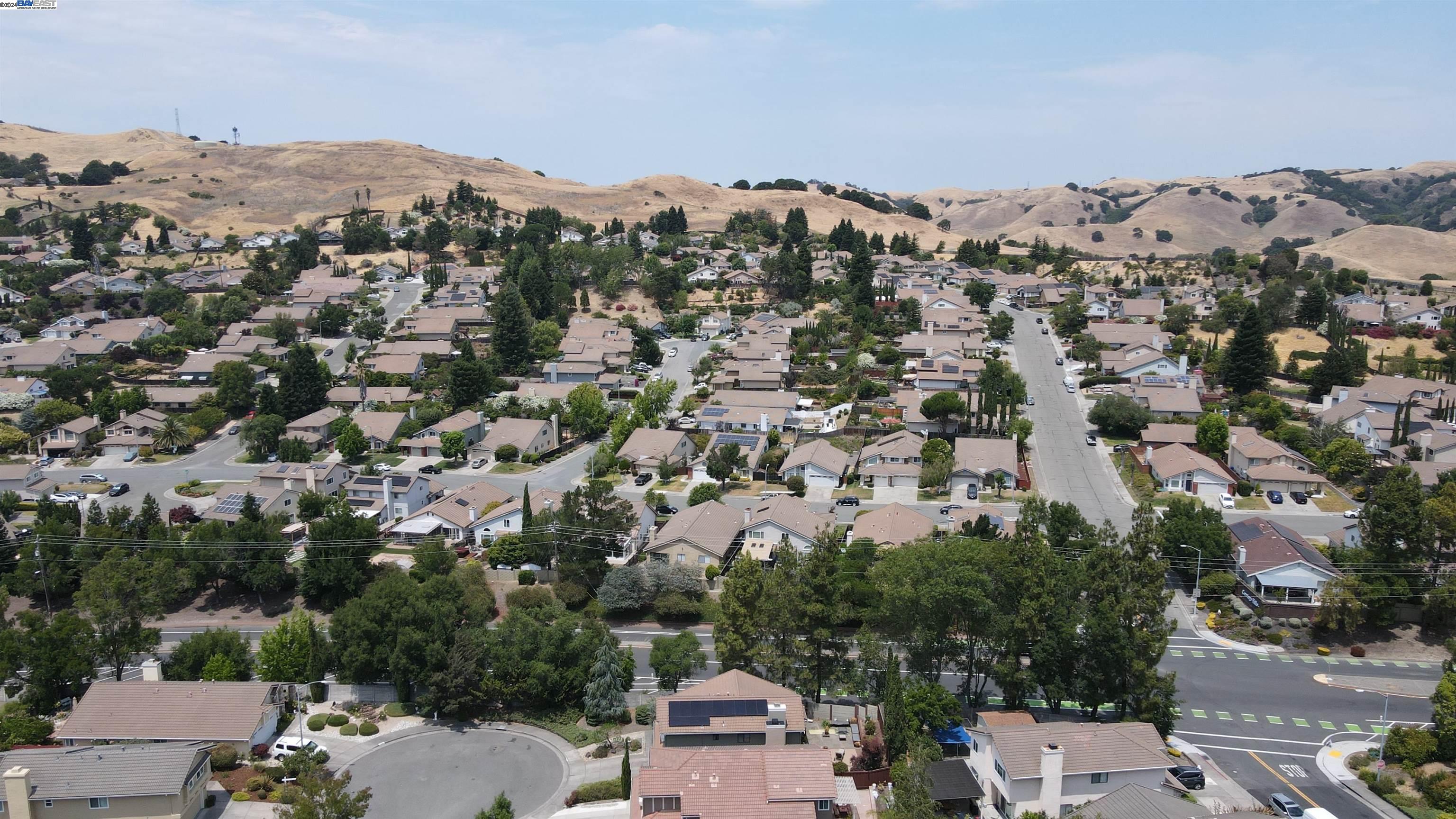 Detail Gallery Image 37 of 40 For 5553 Cerro Norte, El Sobrante,  CA 94803 - 3 Beds | 2 Baths