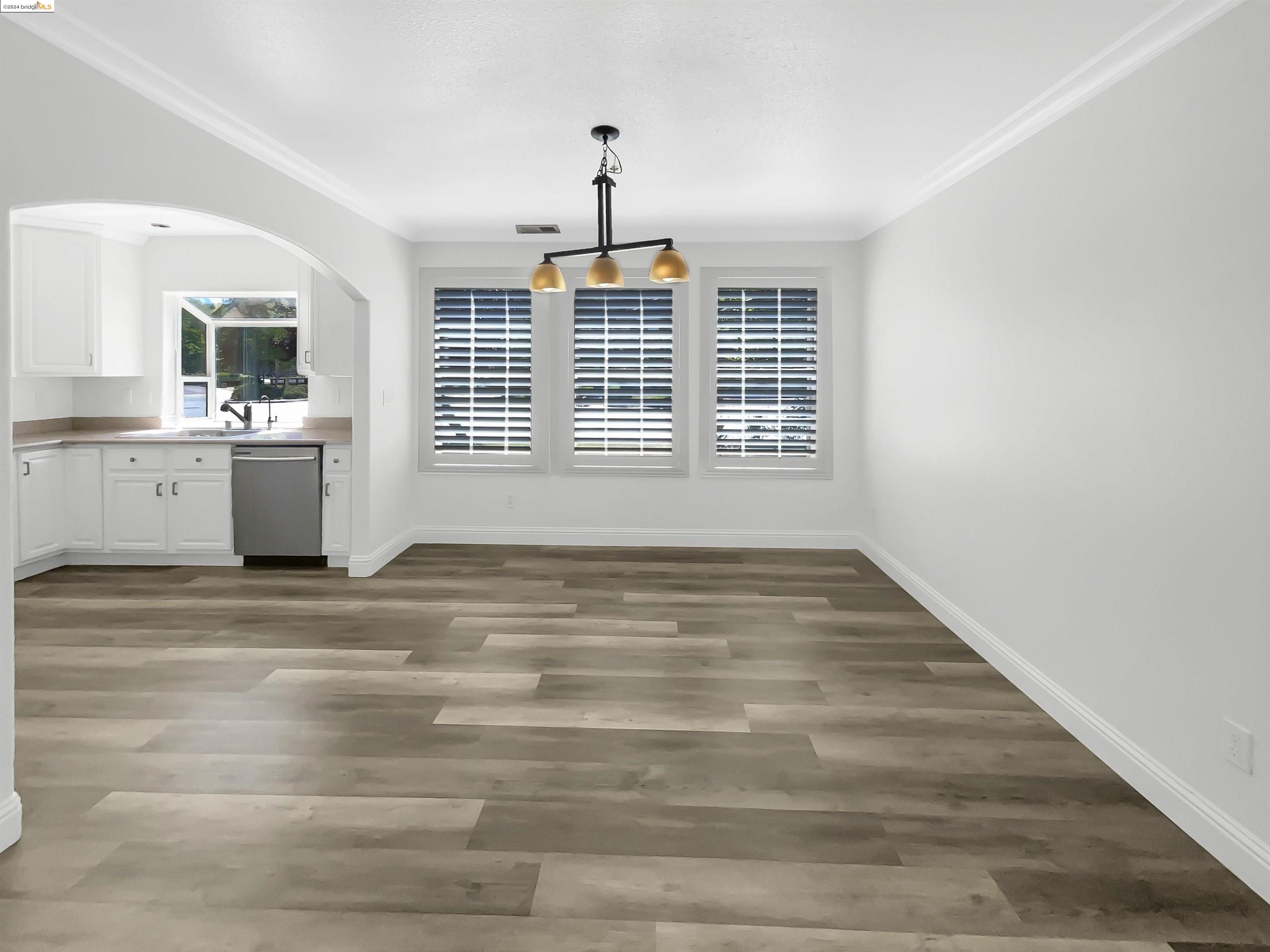 Detail Gallery Image 4 of 25 For 165 Christine Lynn, Morgan Hill,  CA 95037 - 4 Beds | 3 Baths