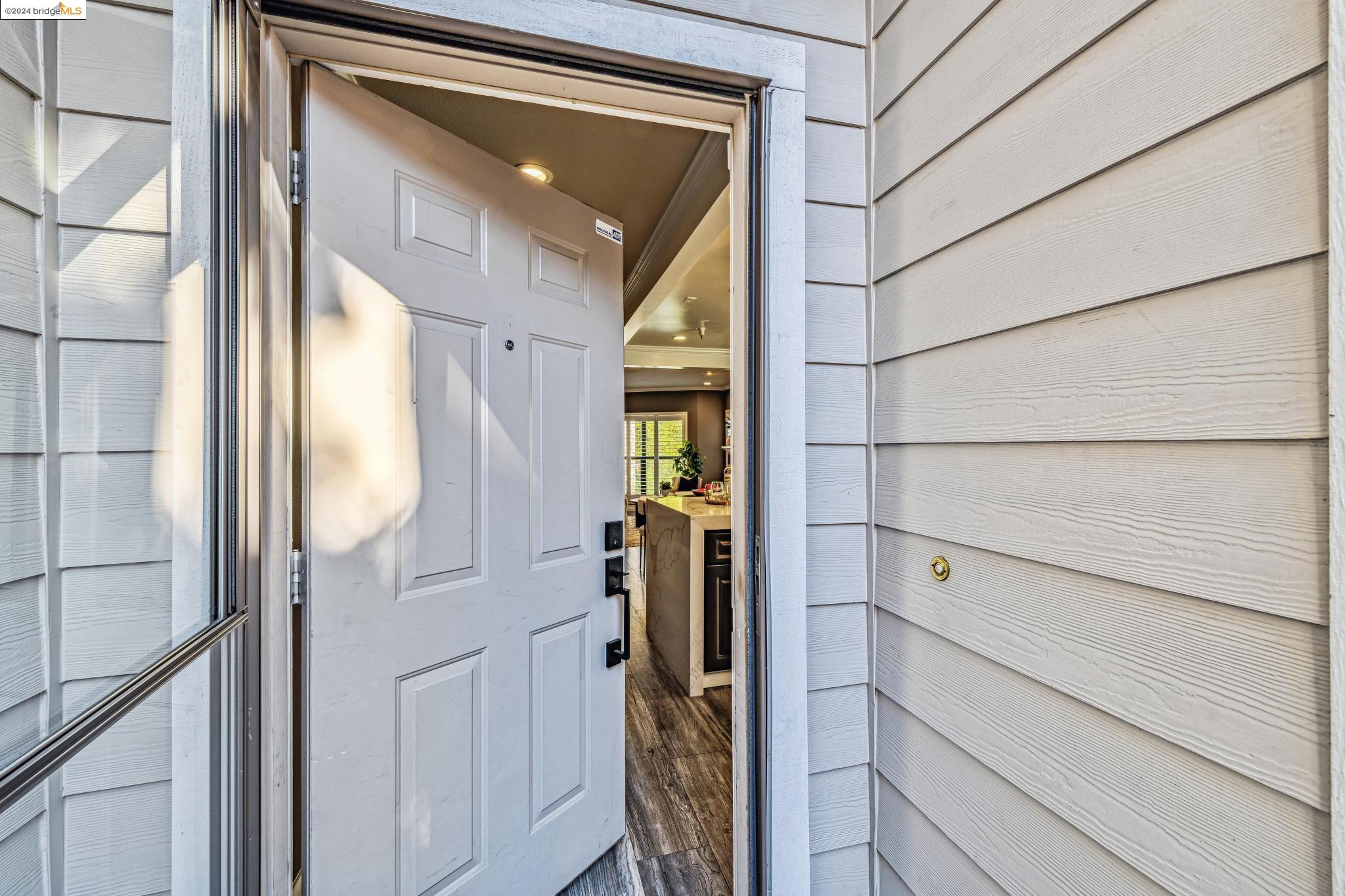 Photo #2: 41065752 Listing 