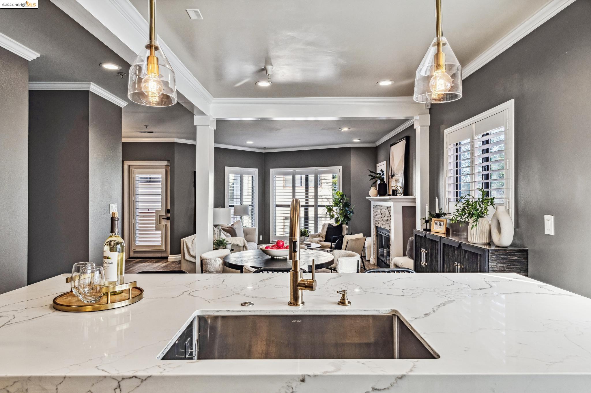 Photo #5: 41065752 Listing 